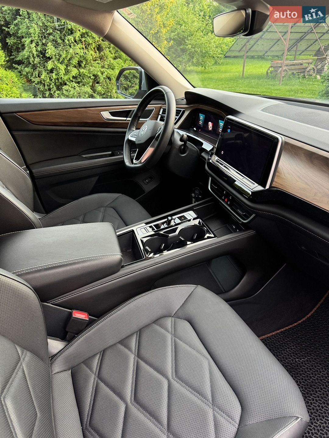 Volkswagen Atlas 2023 VIN 1V2HR2CAXRC525442 фото оголошення 10 з 19