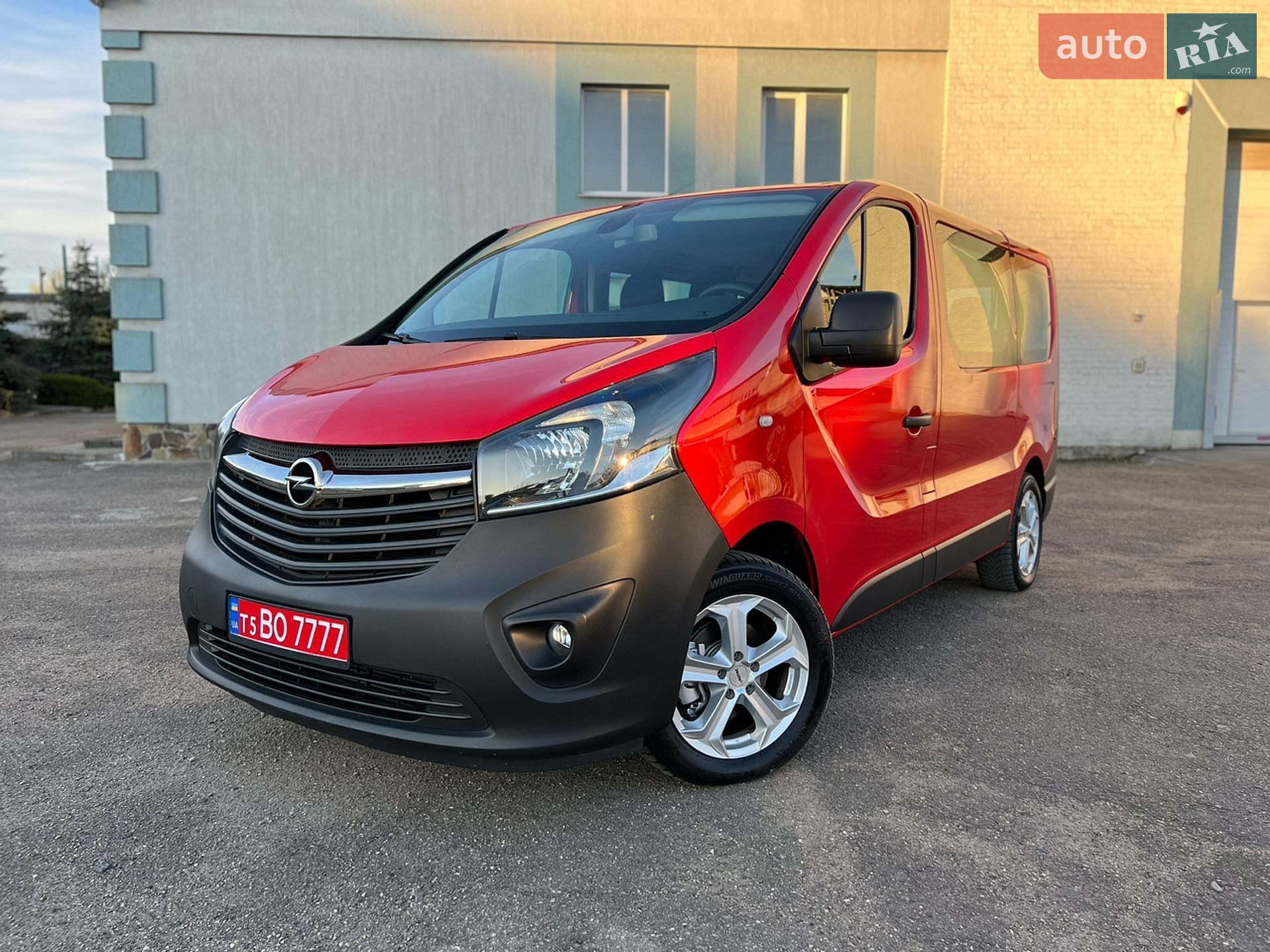 Opel Vivaro 2015 VIN W0L2J7210FV622503 фото оголошення 2 з 24