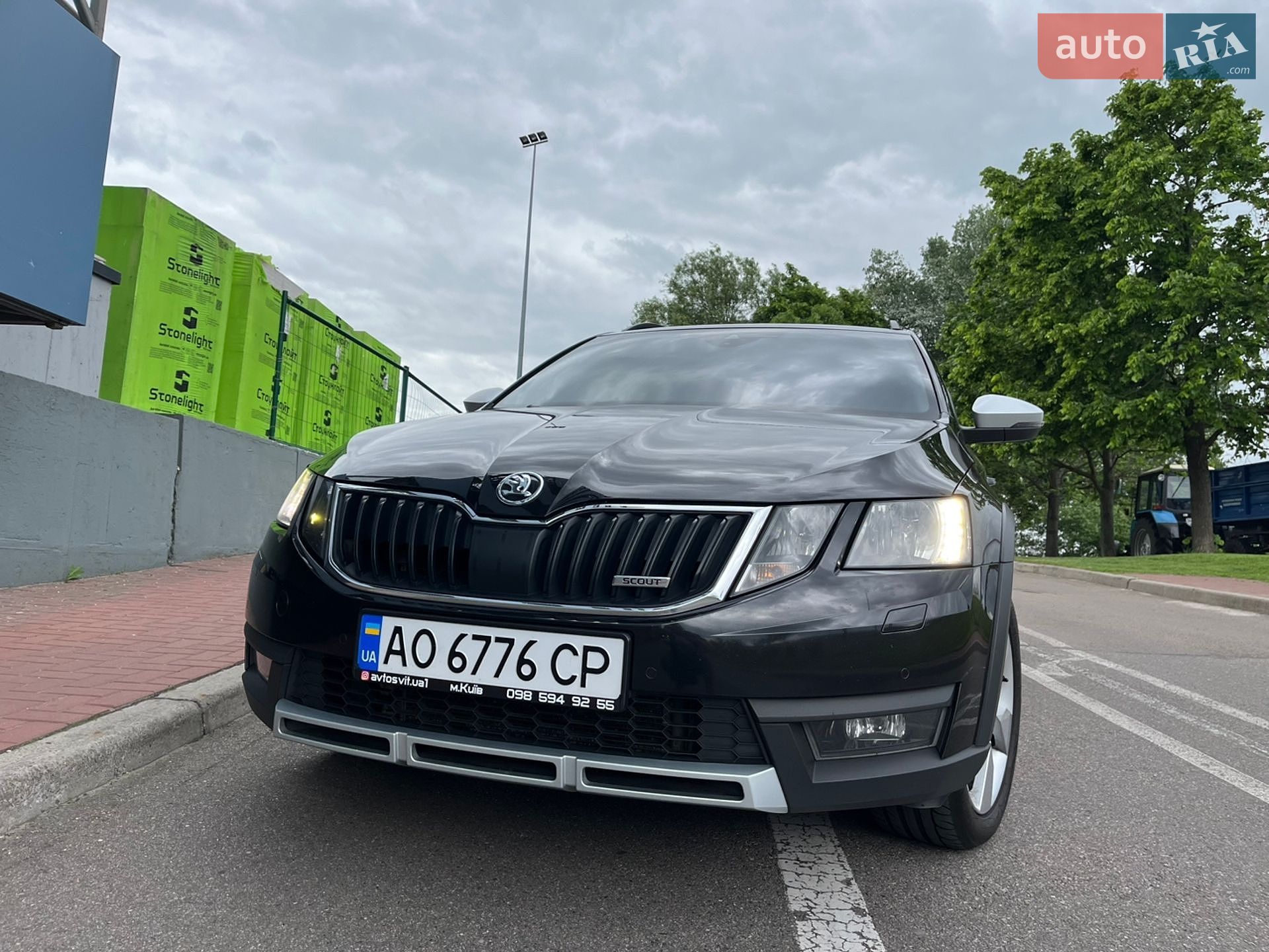 Skoda Octavia Scout 2020 VIN TMBLK7NEXL0149105 фото оголошення 3 з 35