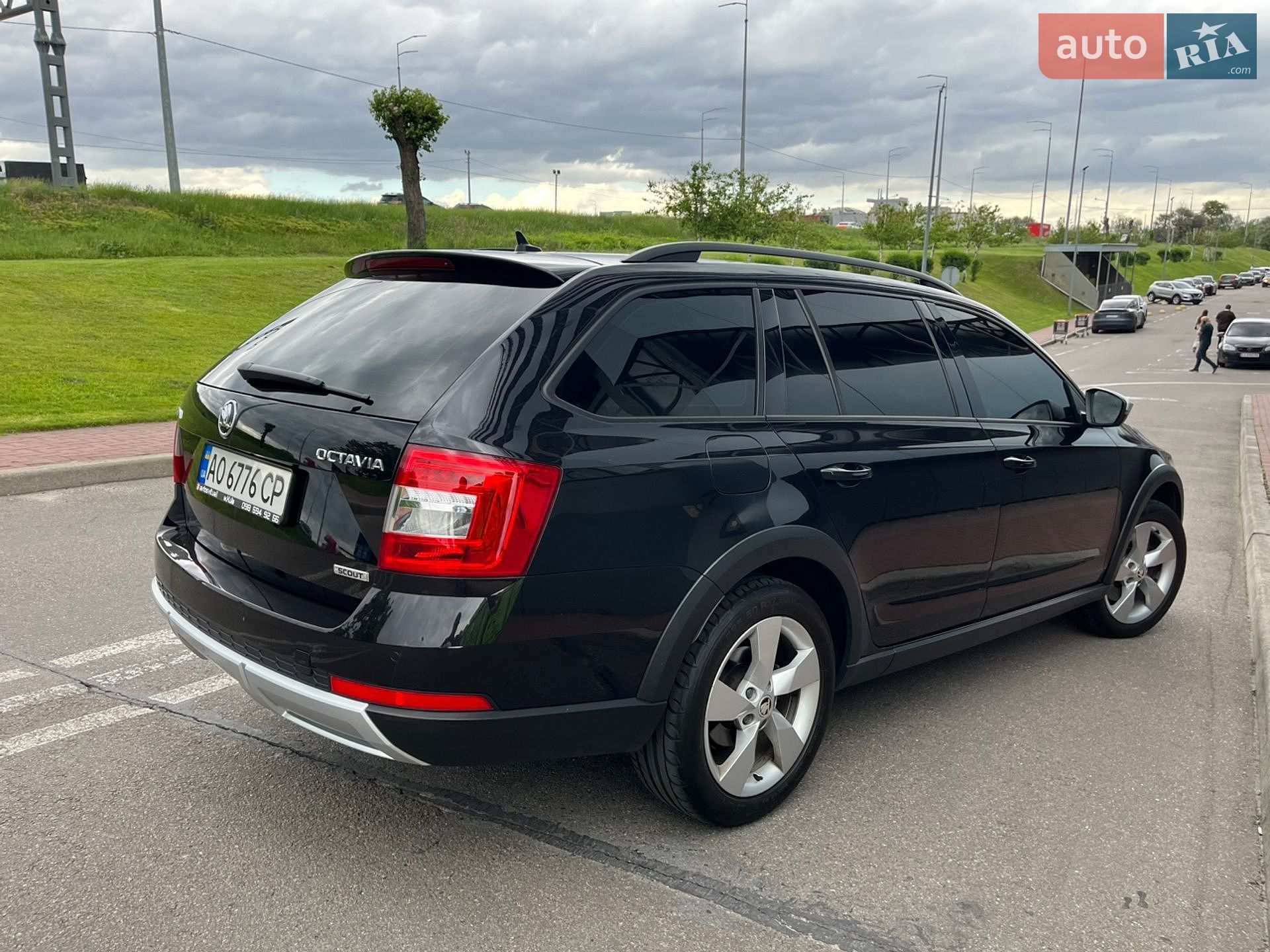 Skoda Octavia Scout 2020 VIN TMBLK7NEXL0149105 фото оголошення 8 з 35