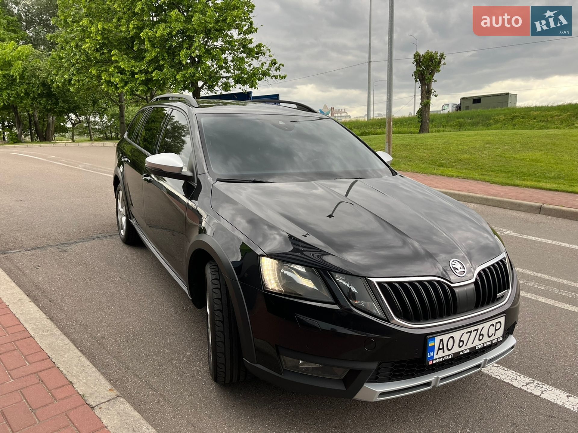 Skoda Octavia Scout 2020 VIN TMBLK7NEXL0149105 фото оголошення 10 з 35