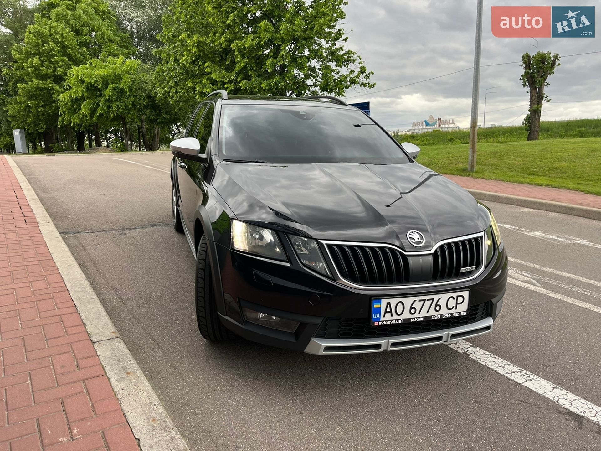 Skoda Octavia Scout 2020 VIN TMBLK7NEXL0149105 фото оголошення 11 з 35