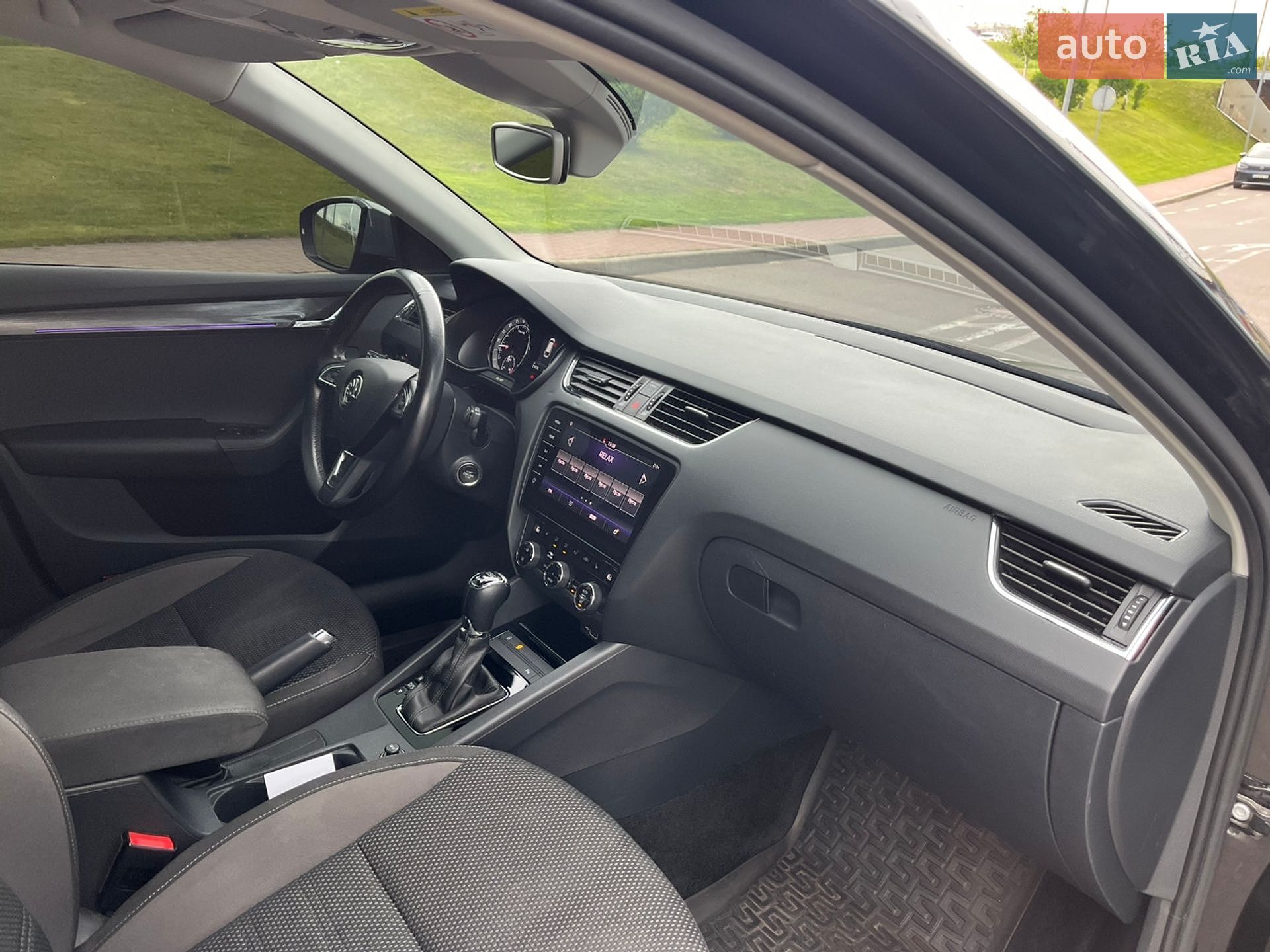 Skoda Octavia Scout 2020 VIN TMBLK7NEXL0149105 фото оголошення 22 з 35
