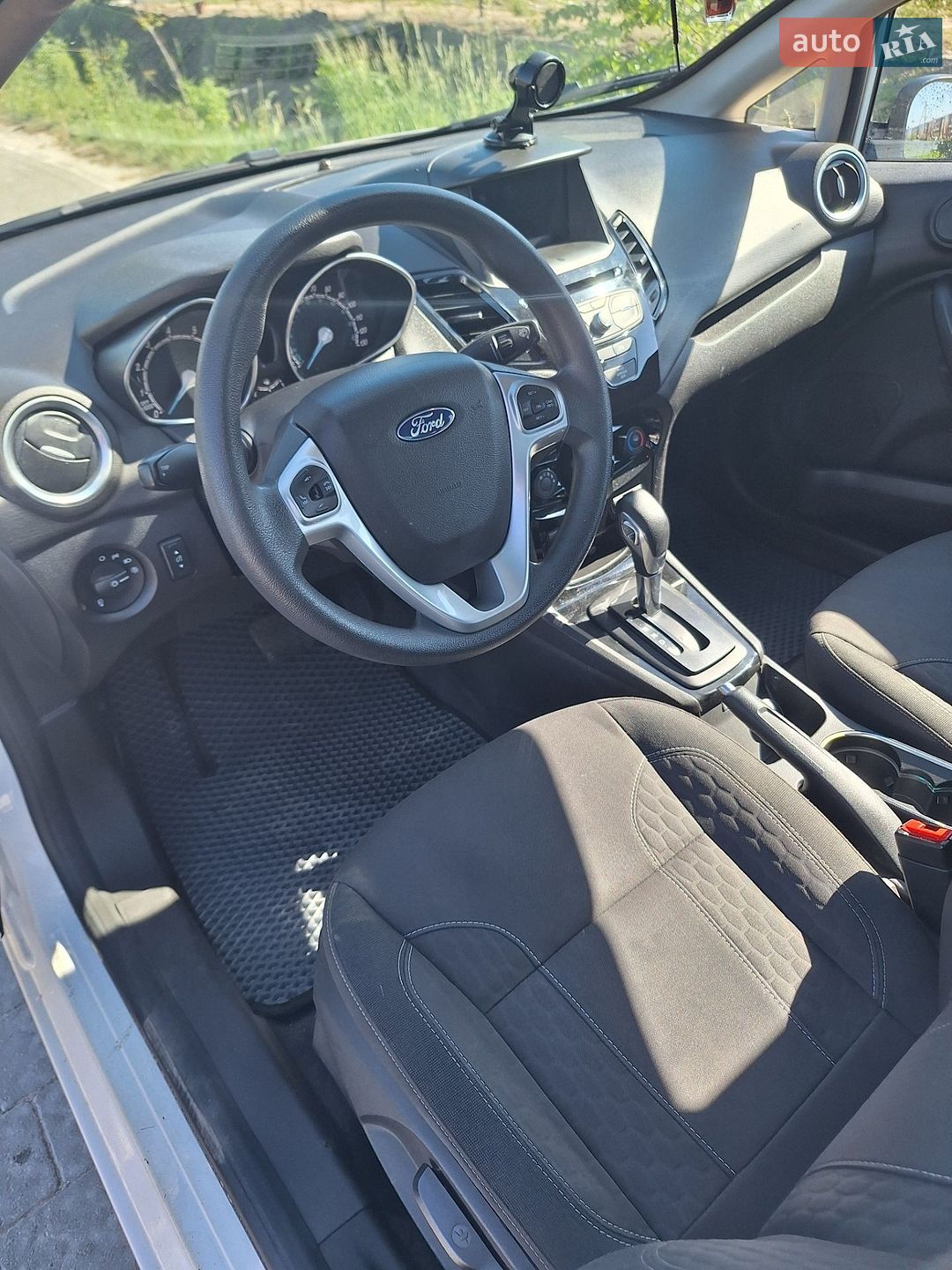 Ford Fiesta 2019 VIN 3FADP4BJ9KM149670 фото оголошення 18 з 18