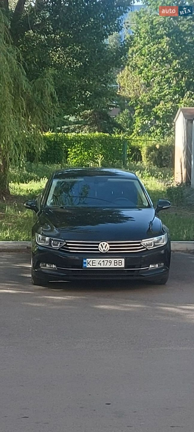 Volkswagen Passat 2016 VIN WVWZZZ3CZGE246466 фото оголошення 2 з 21