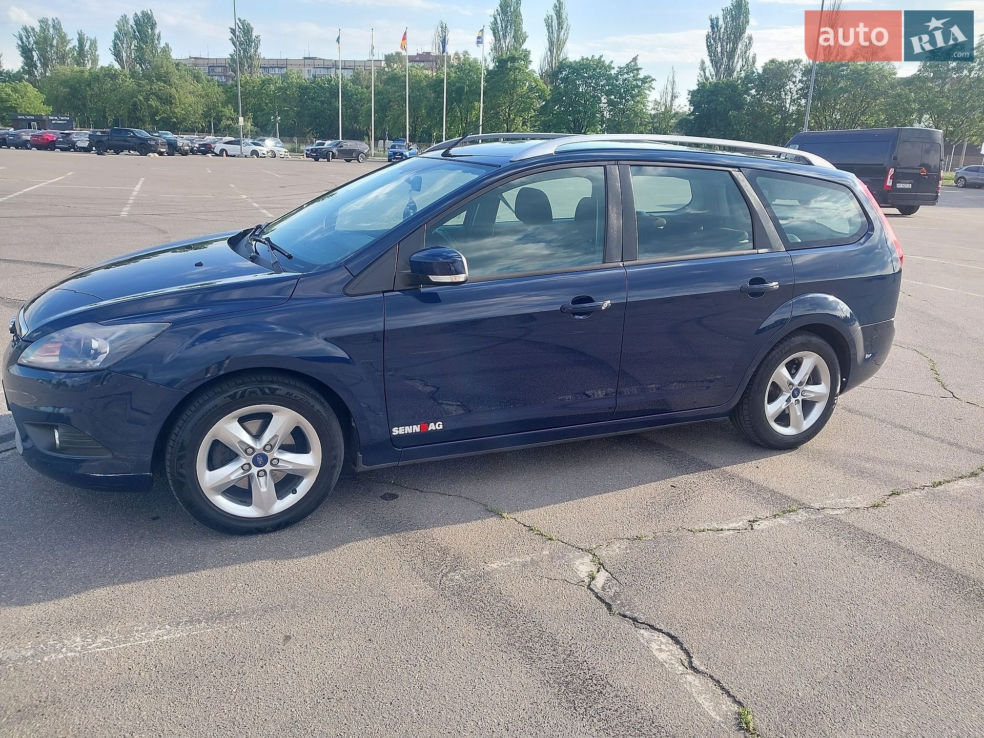 Ford Focus 2010 VIN WF0SXXGCDSAA87243 фото оголошення 2 з 21