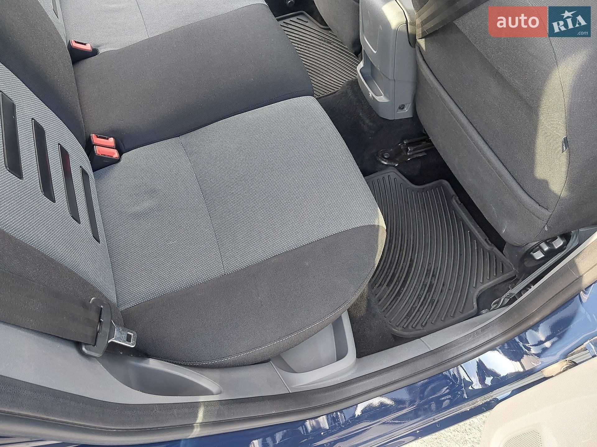 Ford Focus 2010 VIN WF0SXXGCDSAA87243 фото оголошення 16 з 21