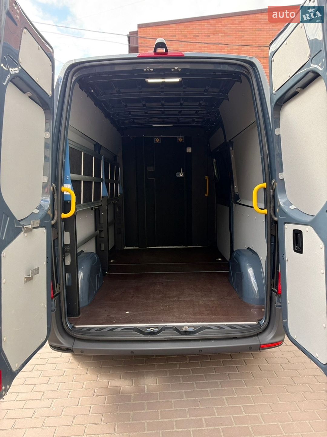 Mercedes-Benz Sprinter 2021 VIN W1V9106331P393134 фото оголошення 17 з 19