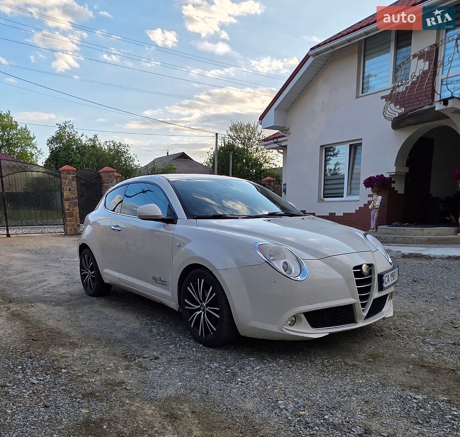 Alfa Romeo MiTo 2010 VIN ZAR95500001108454 фото оголошення 4 з 8