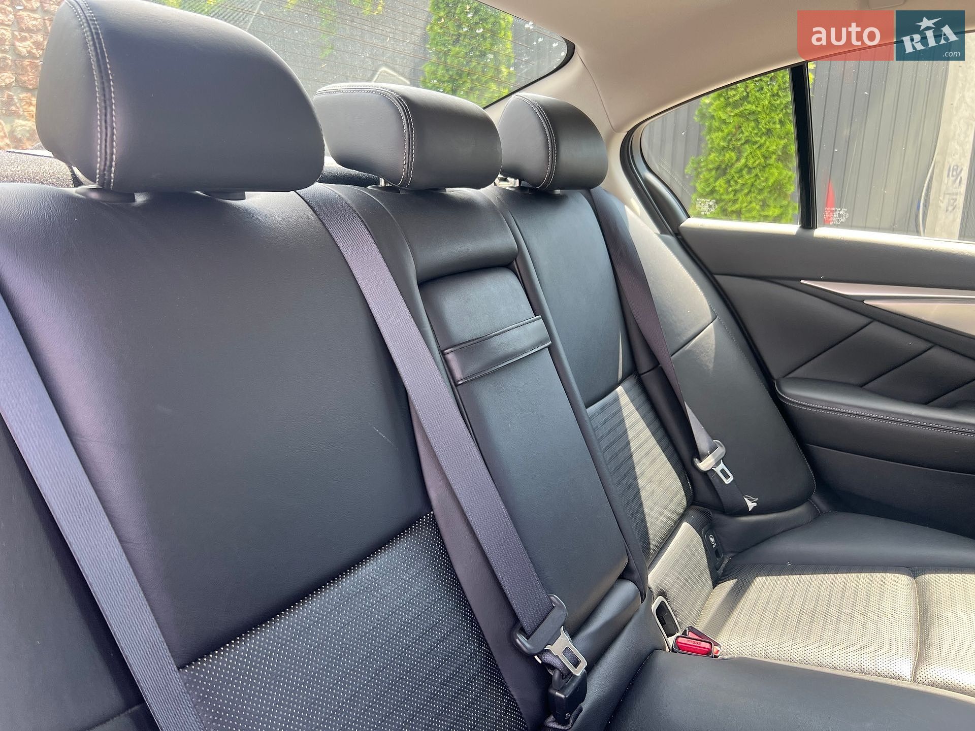 Infiniti Q50 2018 VIN JN1BCAV37U0550360 фото оголошення 12 з 13