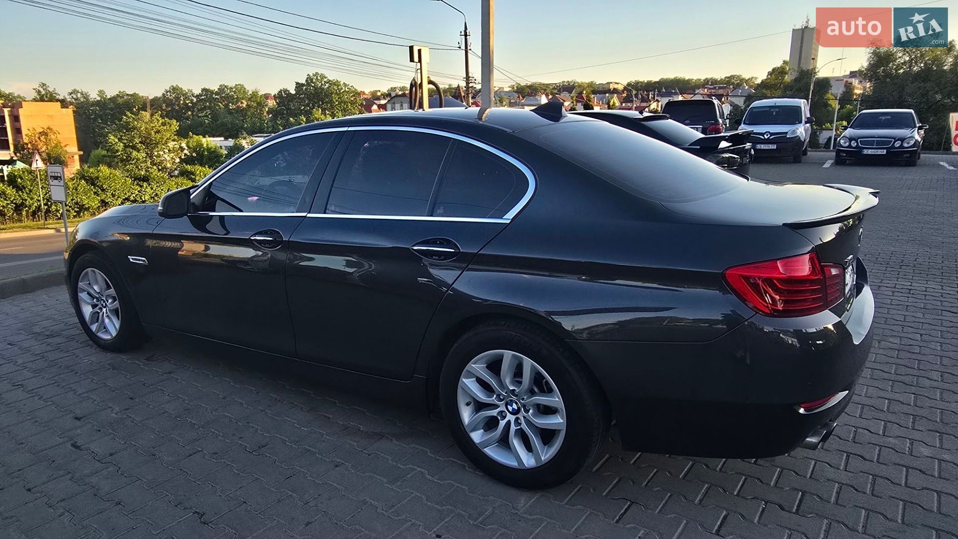 BMW 5 Series 2015 VIN WBA5A7C50GG144729 фото оголошення 6 з 33