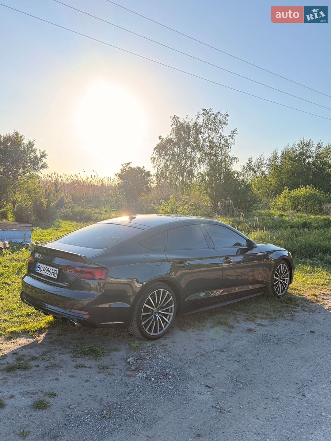 Audi A5 Sportback 2018 VIN WAUFNCF59JA043115 фото оголошення 3 з 9