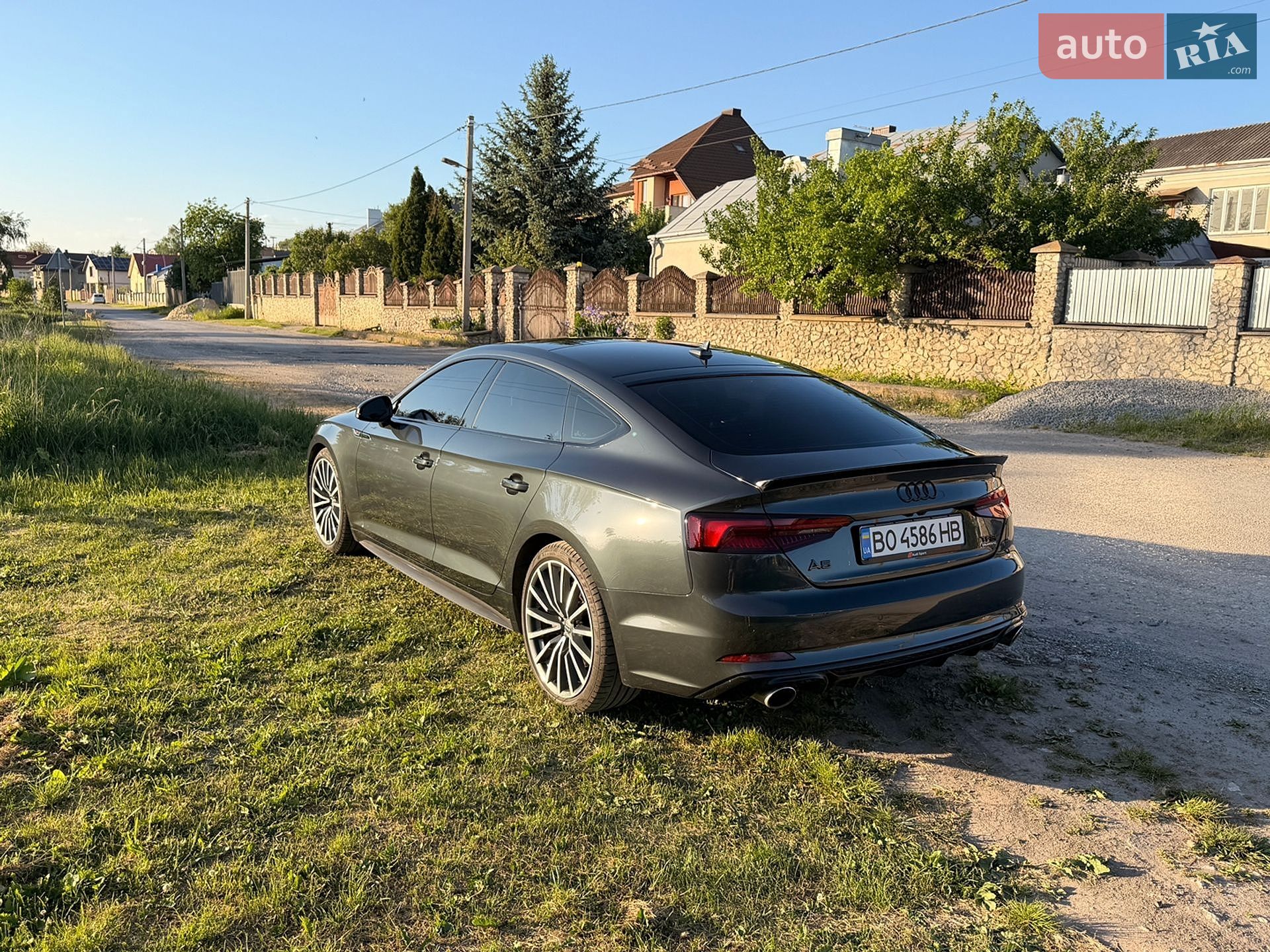 Audi A5 Sportback 2018 VIN WAUFNCF59JA043115 фото оголошення 5 з 9