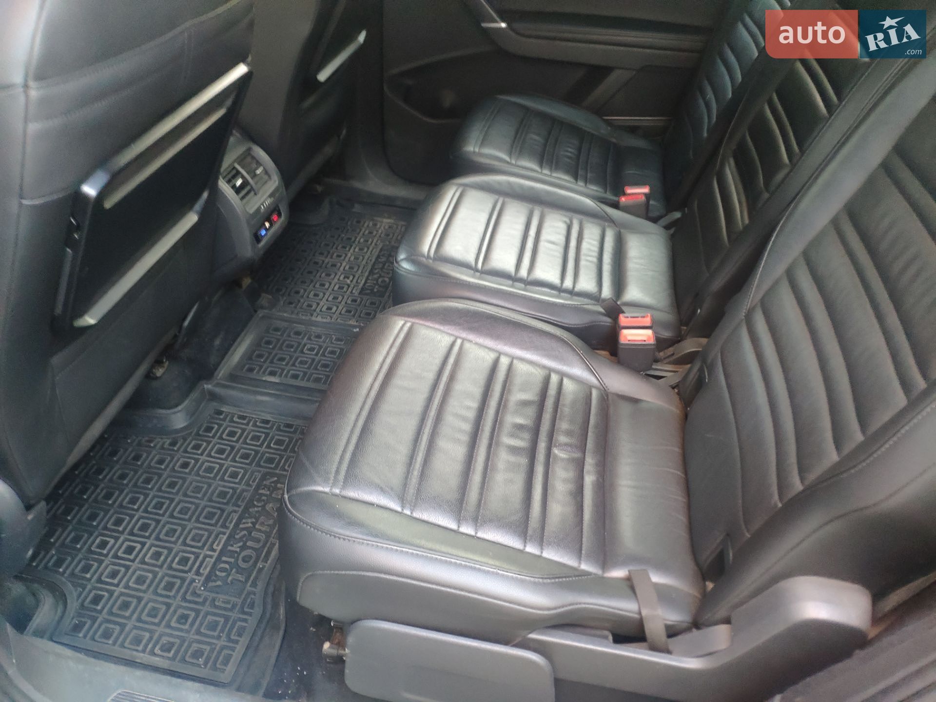 Volkswagen Touran 2017 VIN WVGZZZ1TZHW065214 фото оголошення 11 з 19
