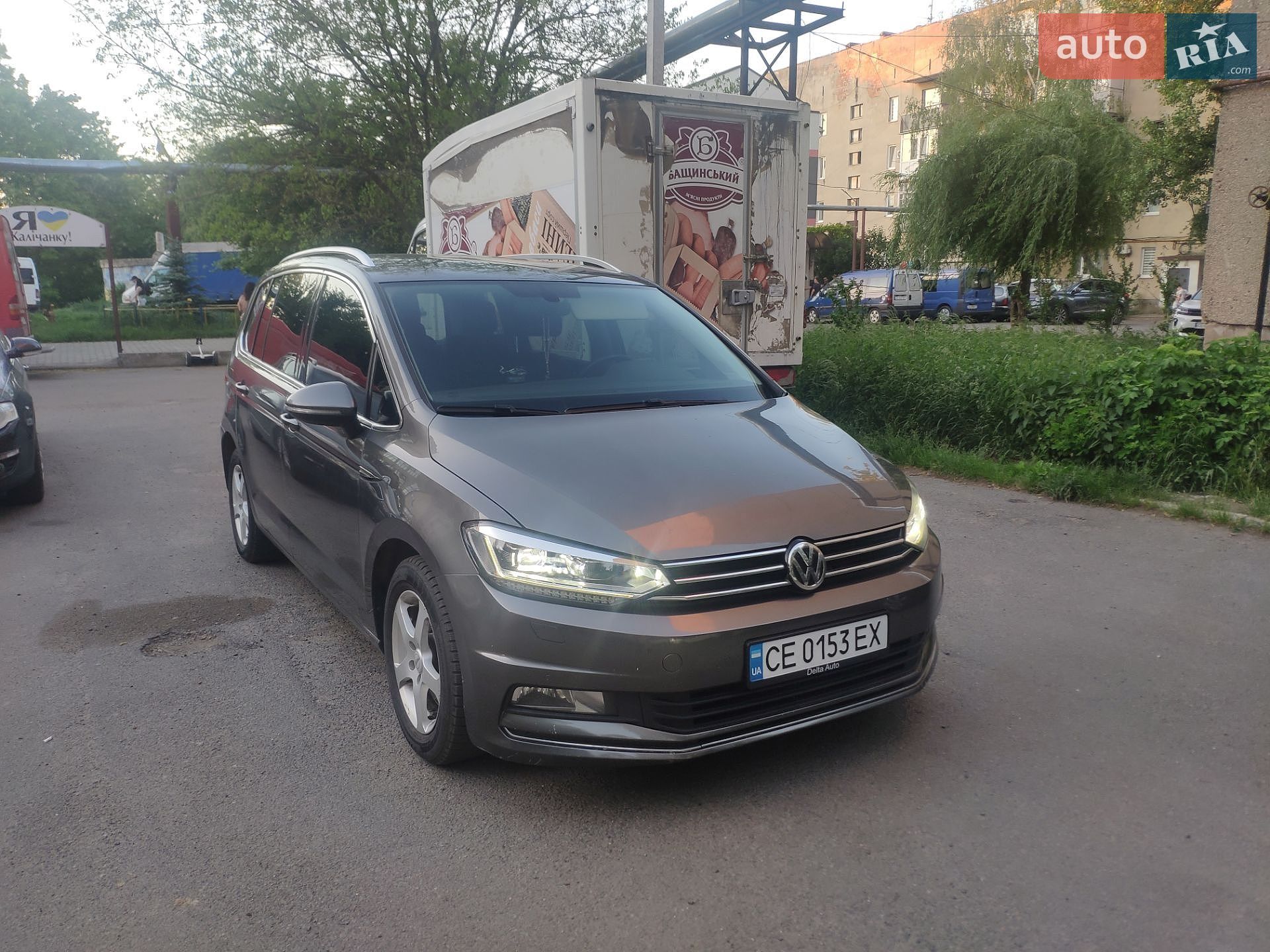 Volkswagen Touran 2017 VIN WVGZZZ1TZHW065214 фото оголошення 3 з 19