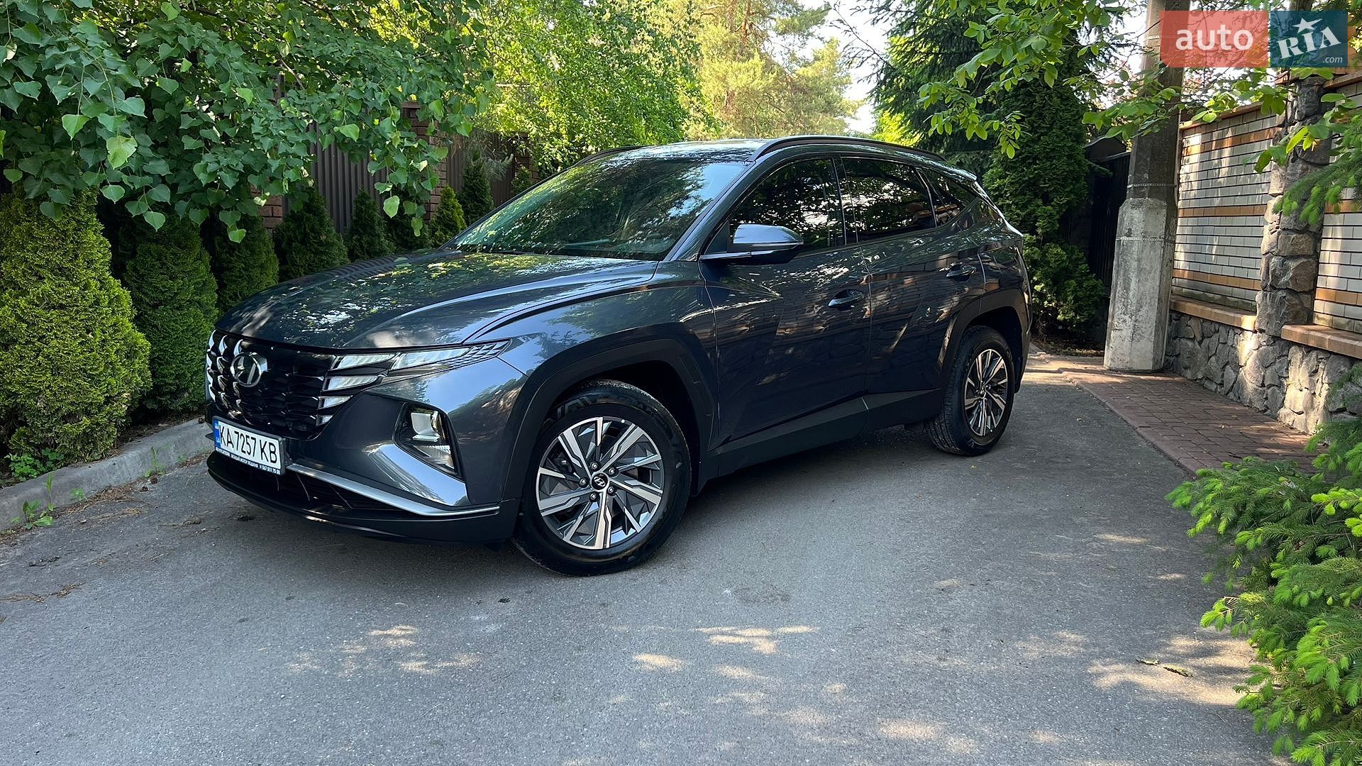 Hyundai Tucson 2022 VIN TMAJB81AHNJ162889 фото оголошення 4 з 37