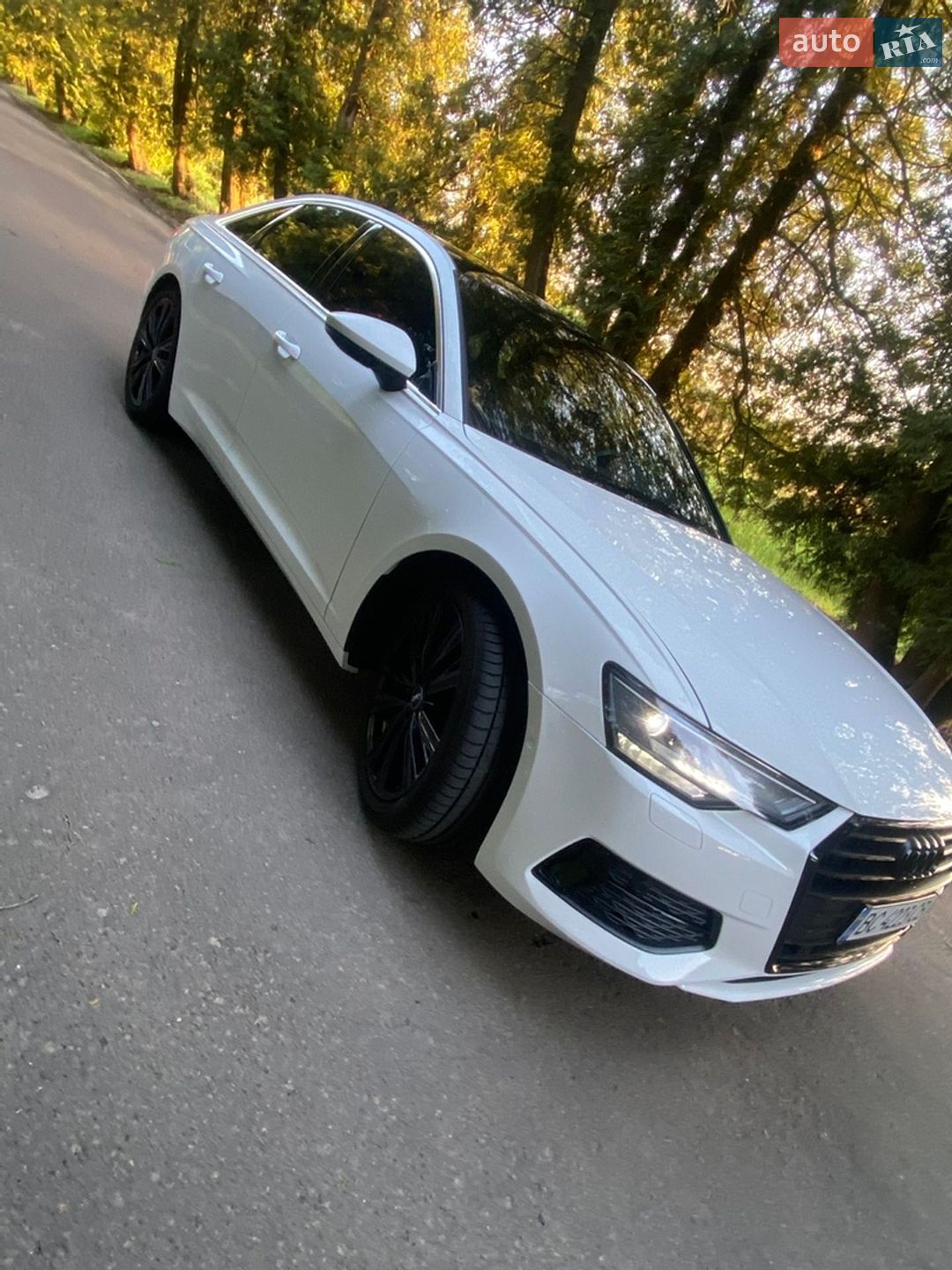 Audi A6 2019 VIN WAUD8AF21KN120014 фото оголошення 7 з 29