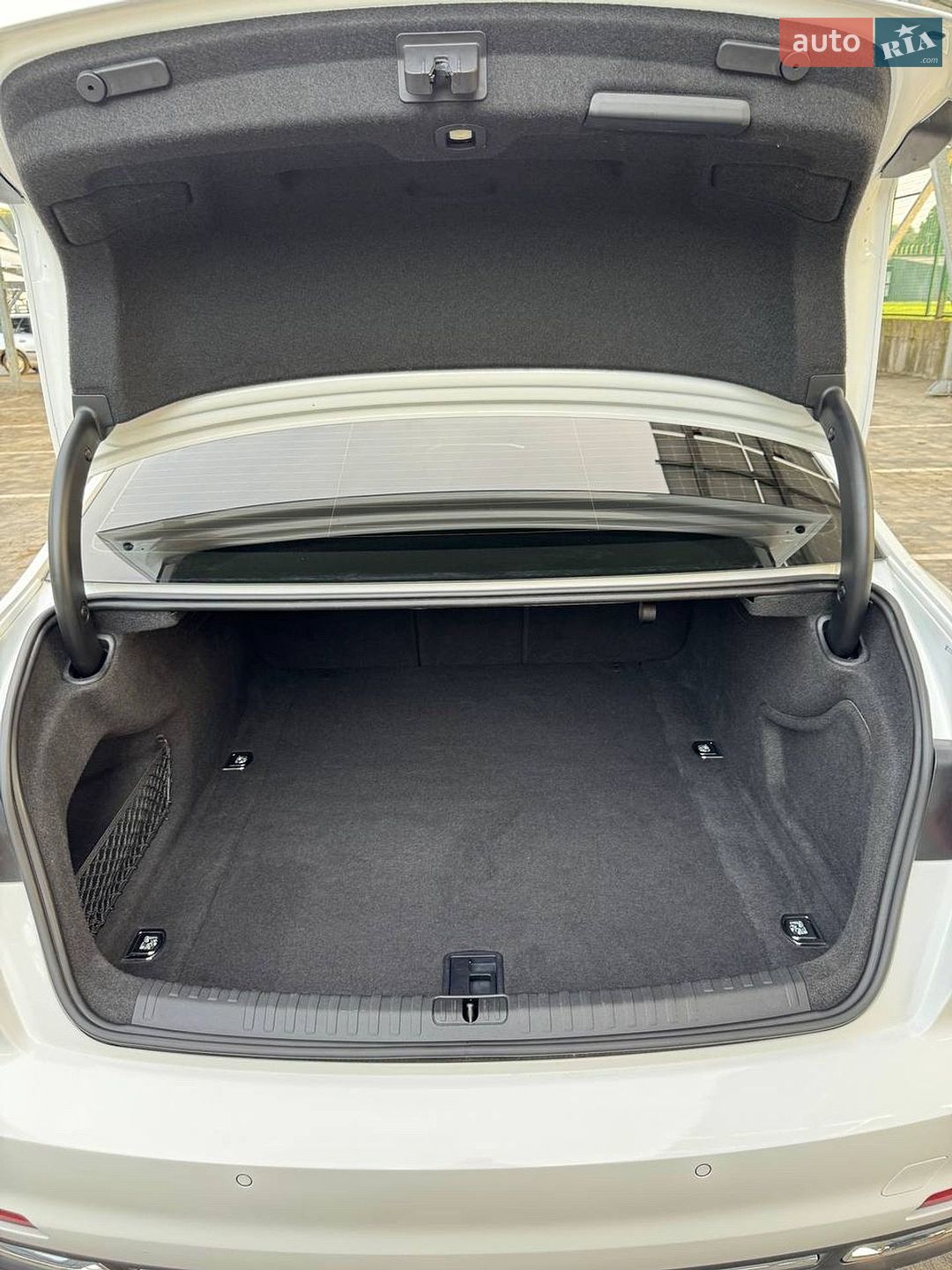 Audi A6 2019 VIN WAUD8AF21KN120014 фото оголошення 26 з 29