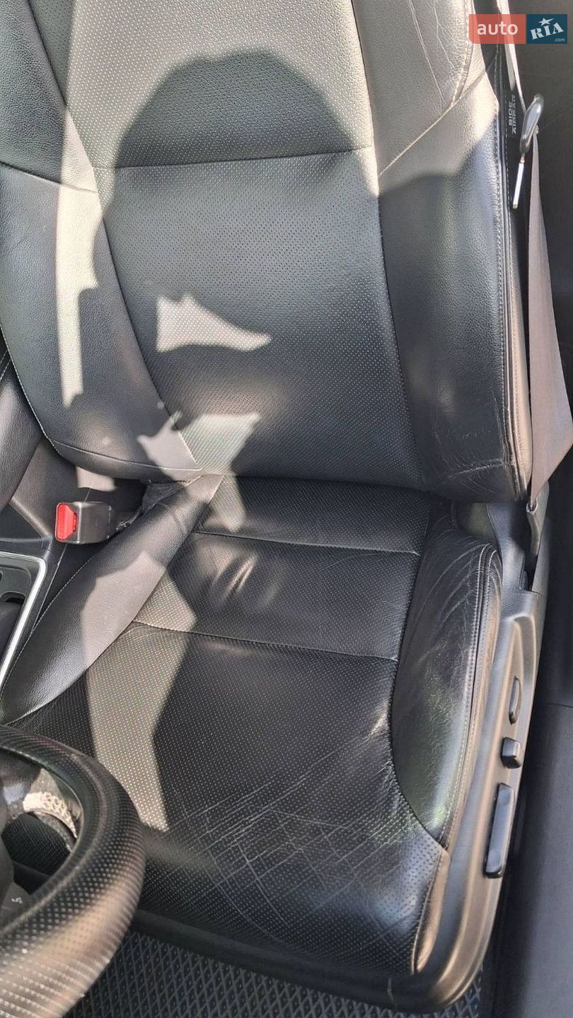 Honda CR-V 2017 VIN SHSRE6790GU005872 фото оголошення 5 з 17