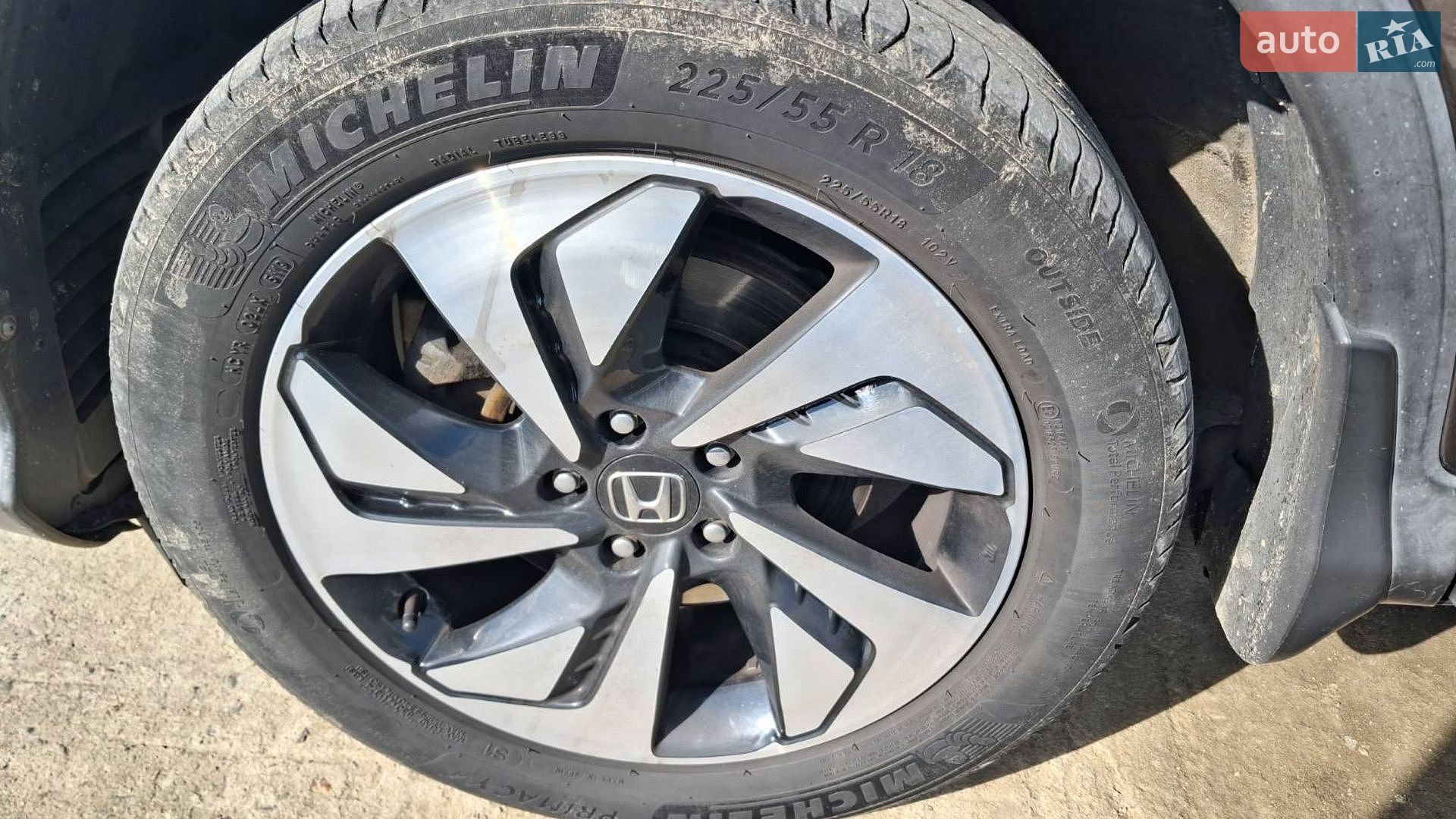 Honda CR-V 2017 VIN SHSRE6790GU005872 фото оголошення 11 з 17