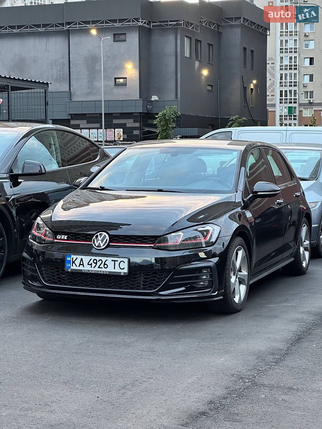 Volkswagen Golf GTI 2018 VIN 3VW447AU7JM292368 фото оголошення 8 з 16