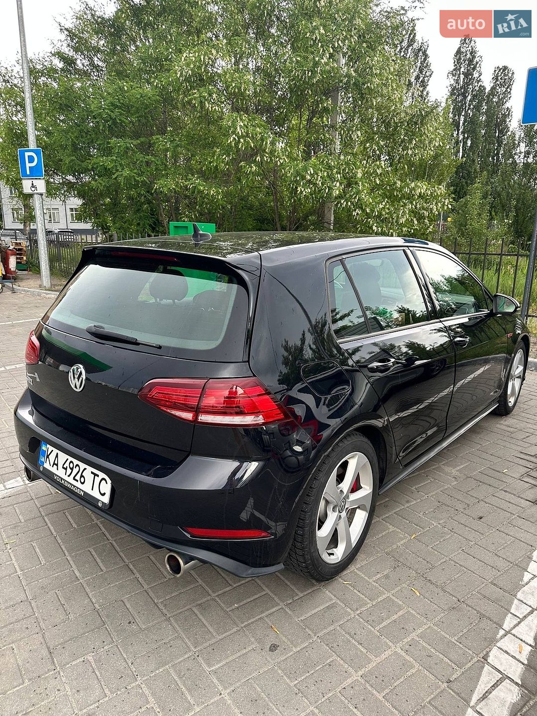 Volkswagen Golf GTI 2018 VIN 3VW447AU7JM292368 фото оголошення 7 з 16