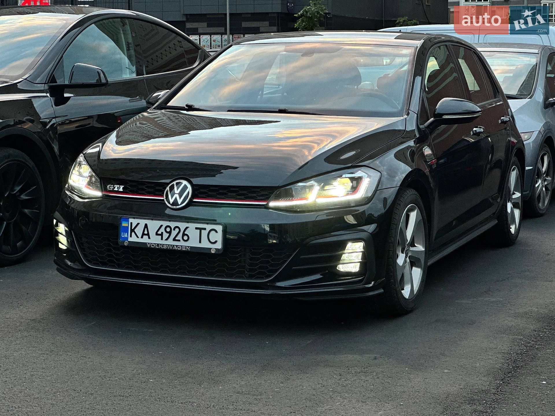 Volkswagen Golf GTI 2018 VIN 3VW447AU7JM292368 фото оголошення 13 з 16