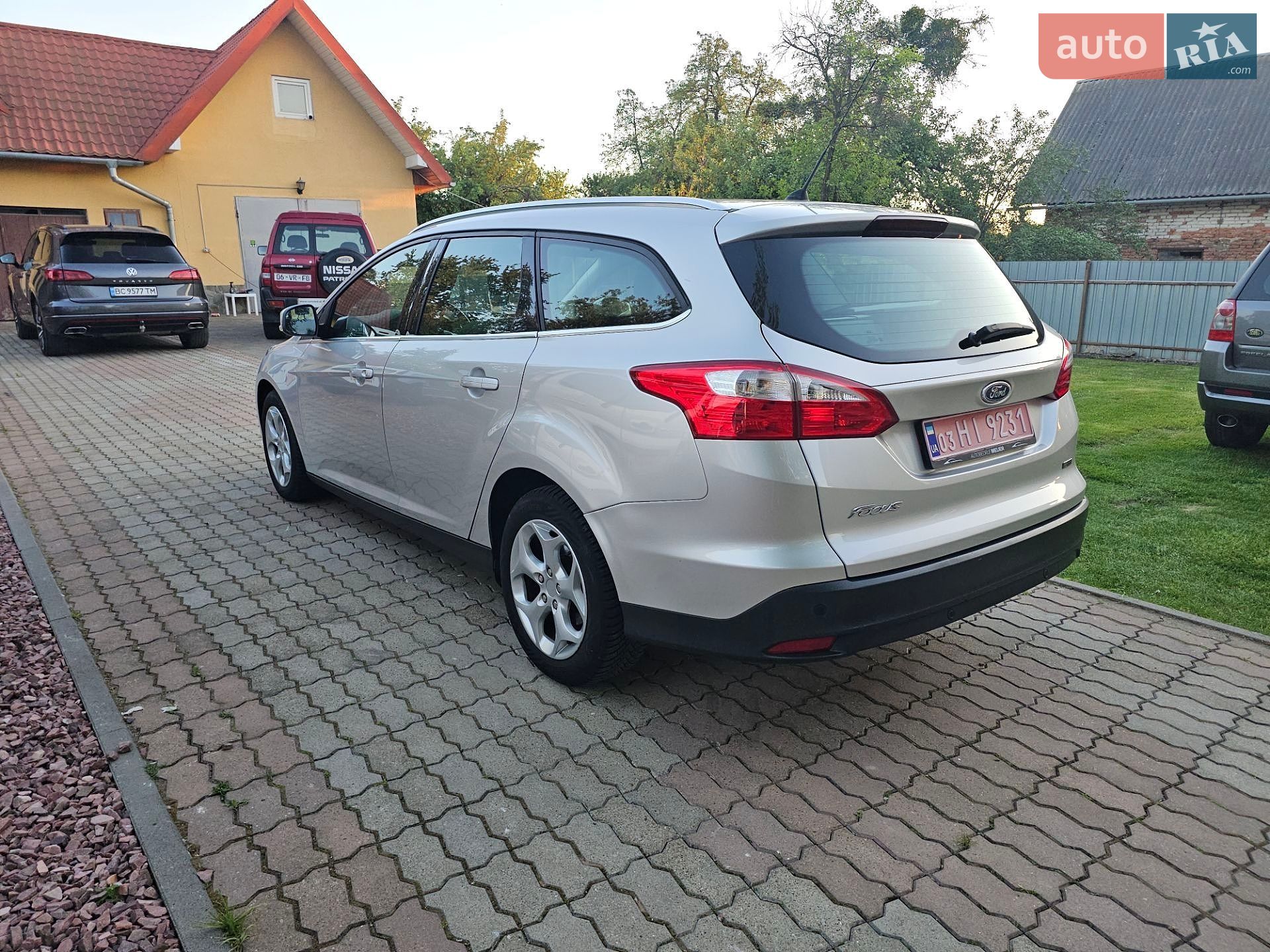 Ford Focus 2013 VIN WF0LXXGCBLDM15515 фото оголошення 9 з 33