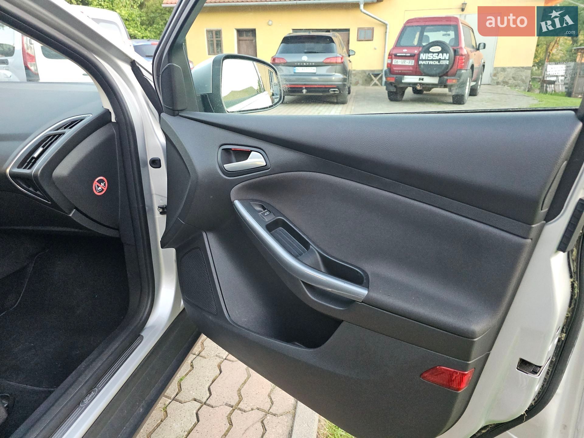 Ford Focus 2013 VIN WF0LXXGCBLDM15515 фото оголошення 23 з 33