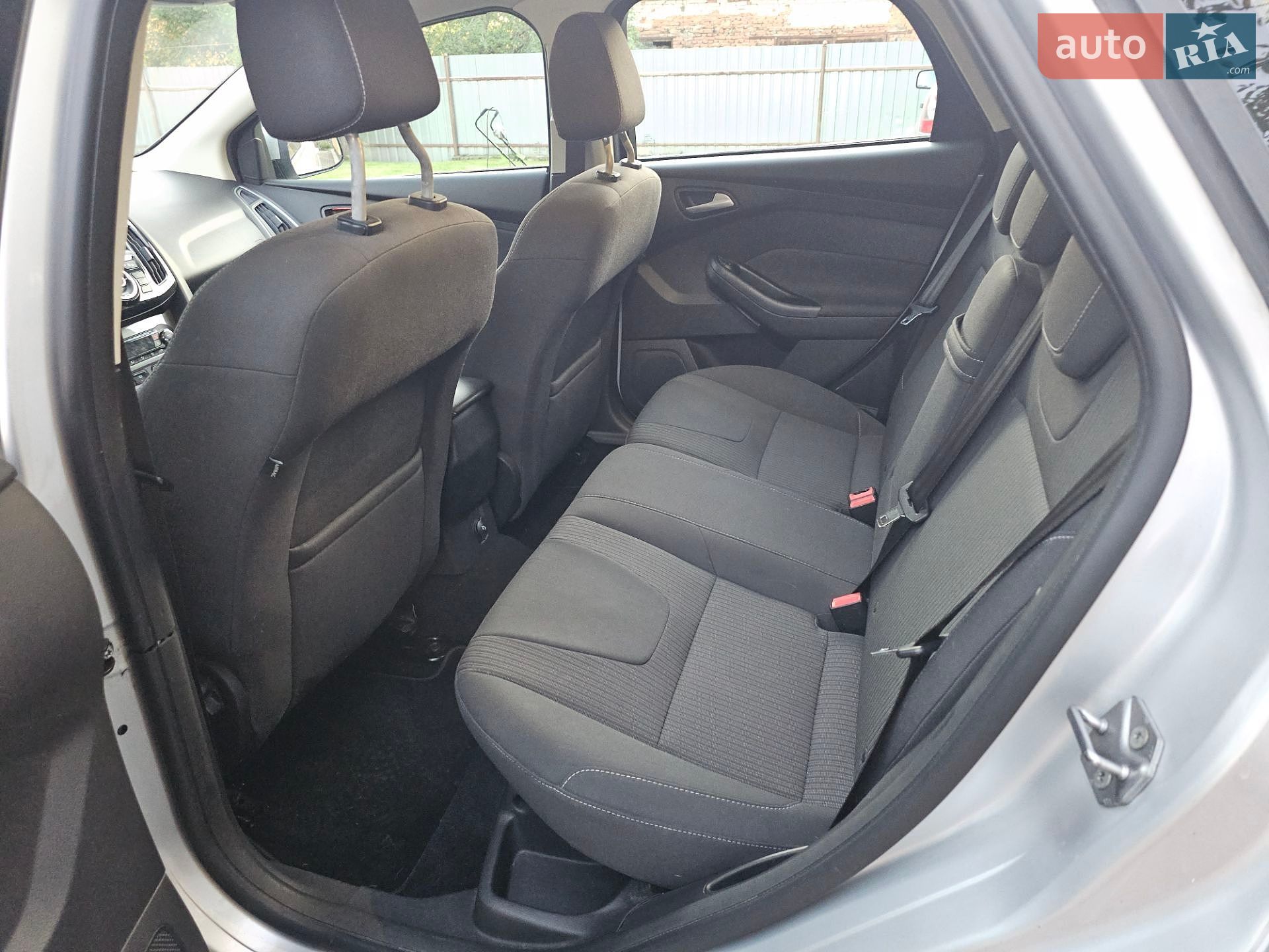 Ford Focus 2013 VIN WF0LXXGCBLDM15515 фото оголошення 28 з 33