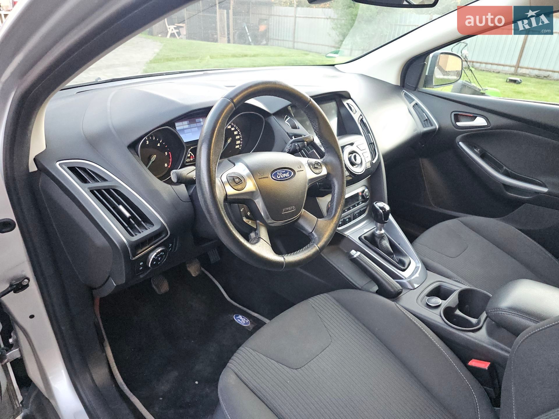 Ford Focus 2013 VIN WF0LXXGCBLDM15515 фото оголошення 33 з 33