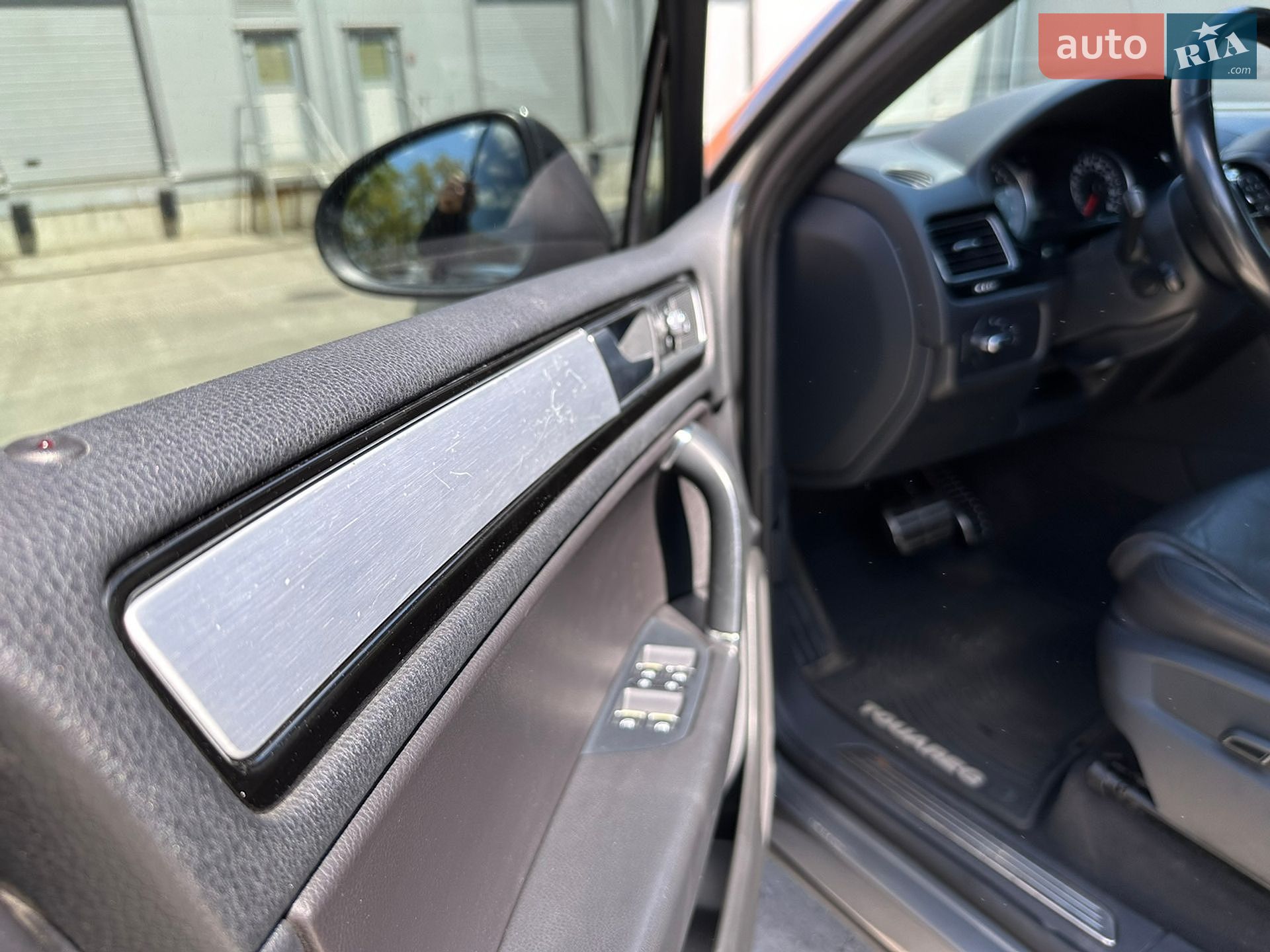 Volkswagen Touareg 2016 VIN WVGRF7BP4HD002519 фото оголошення 22 з 42