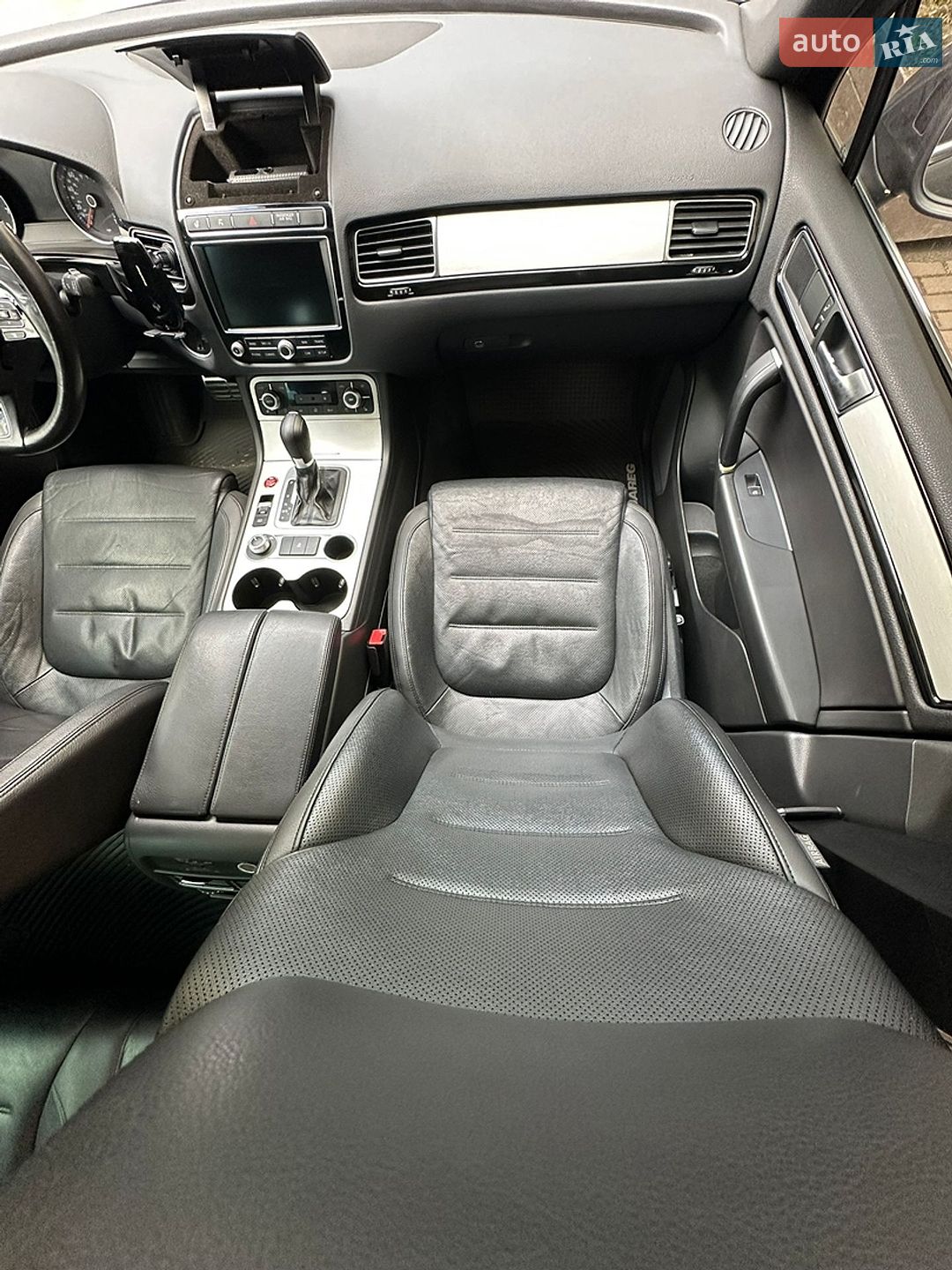 Volkswagen Touareg 2016 VIN WVGRF7BP4HD002519 фото оголошення 34 з 42