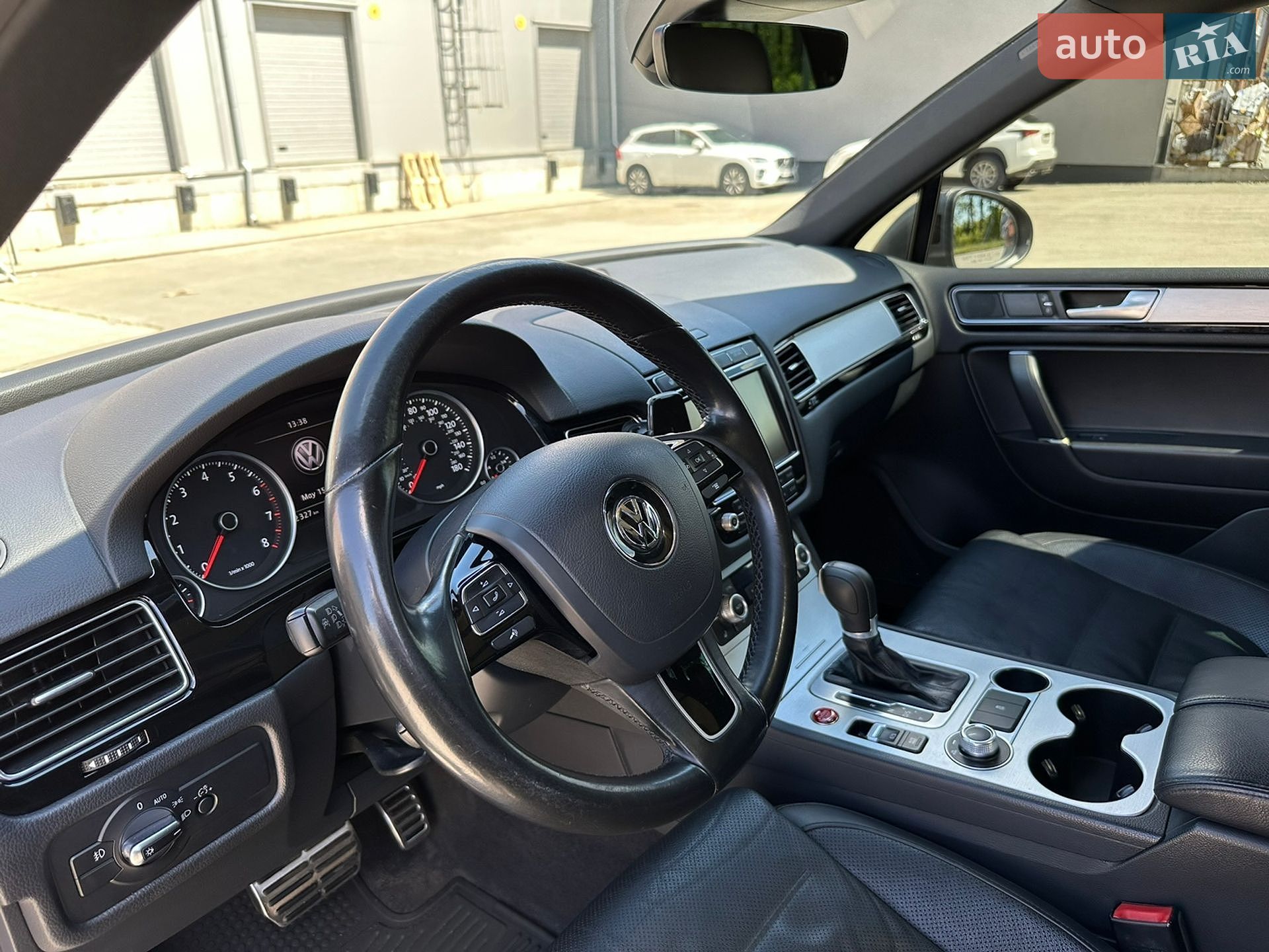 Volkswagen Touareg 2016 VIN WVGRF7BP4HD002519 фото оголошення 37 з 42