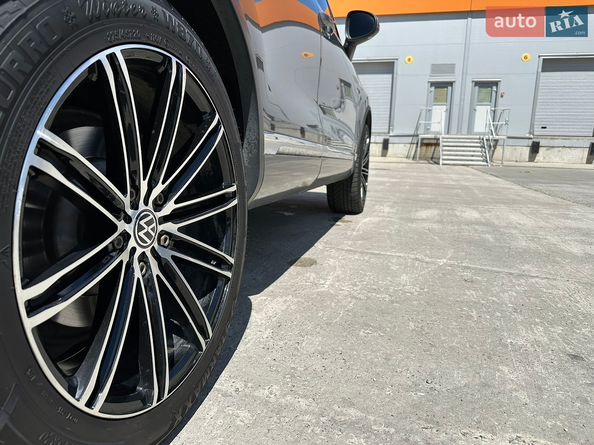 Volkswagen Touareg 2016 VIN WVGRF7BP4HD002519 фото оголошення 42 з 42