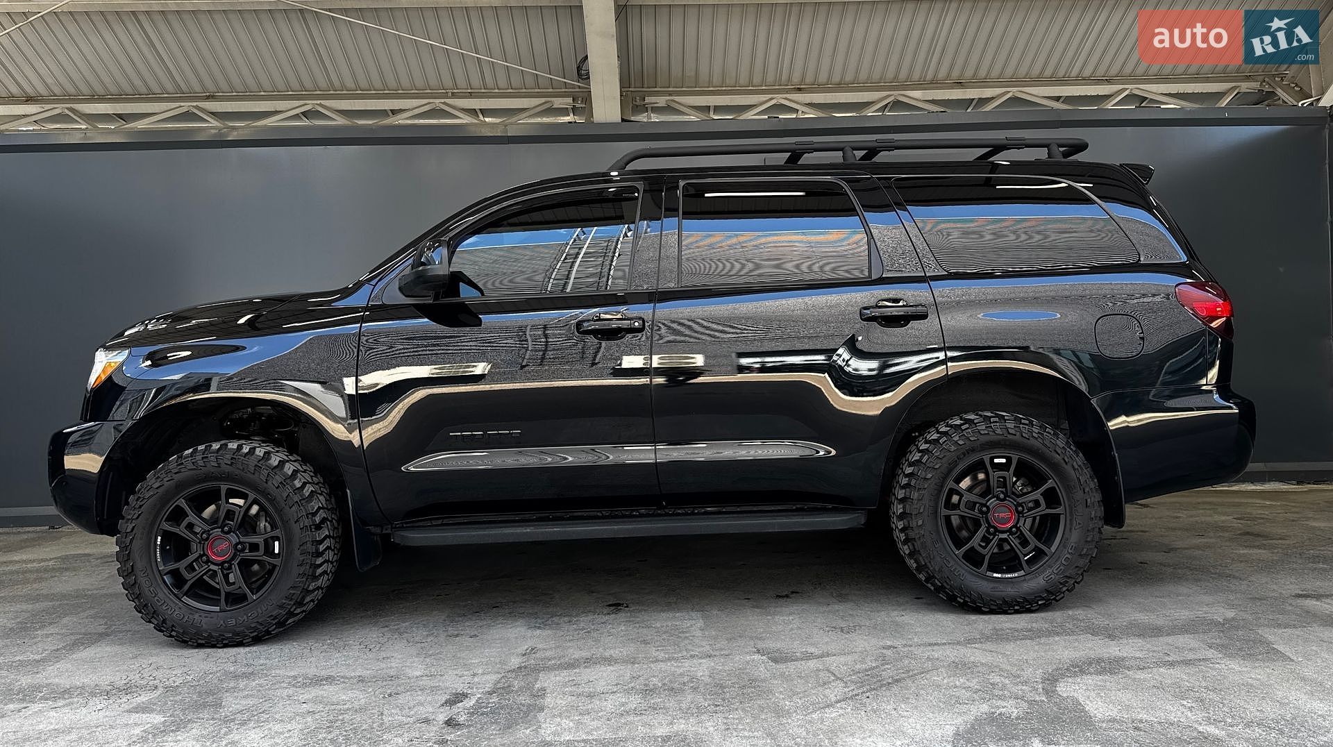 Toyota Sequoia 2021 VIN 5TDEY5B18NS188885 фото оголошення 5 з 35