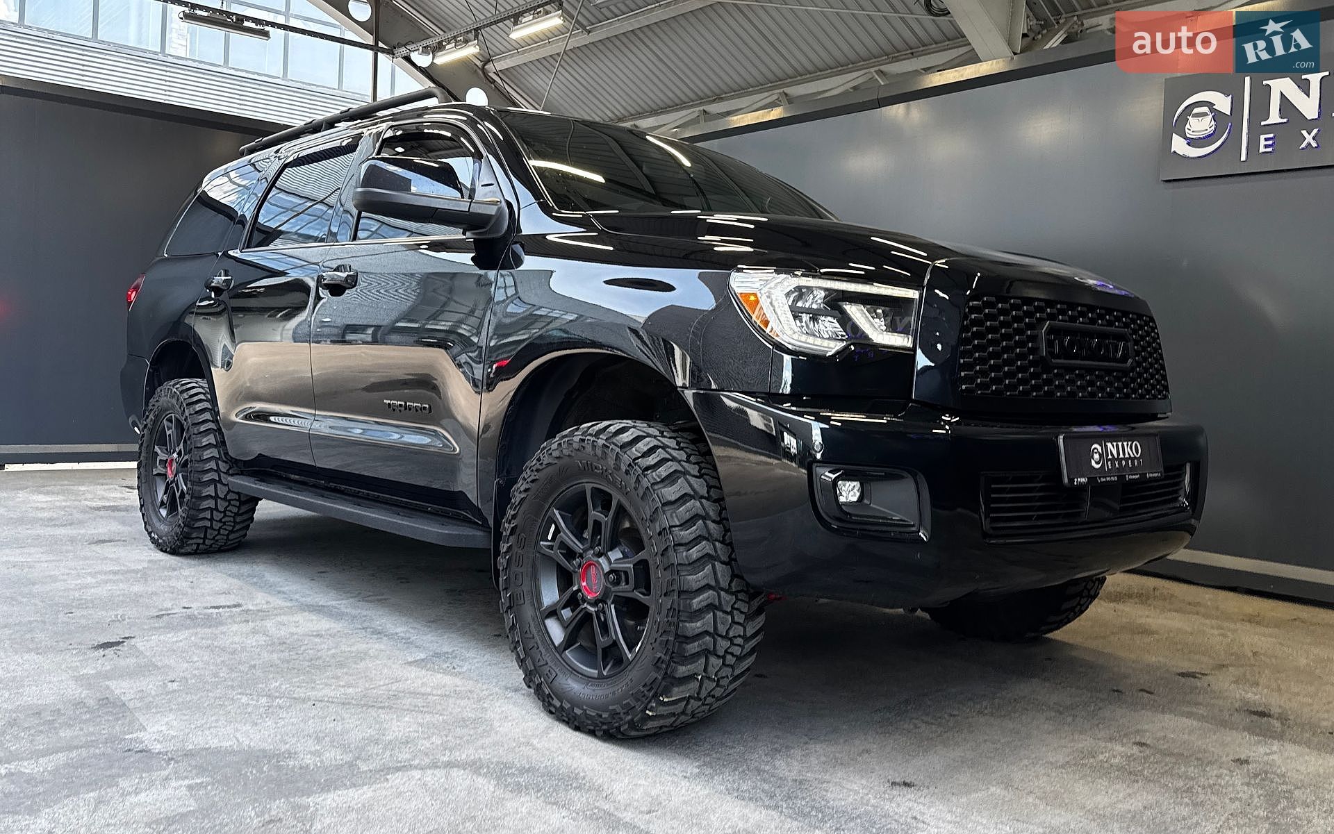 Toyota Sequoia 2021 VIN 5TDEY5B18NS188885 фото оголошення 16 з 35