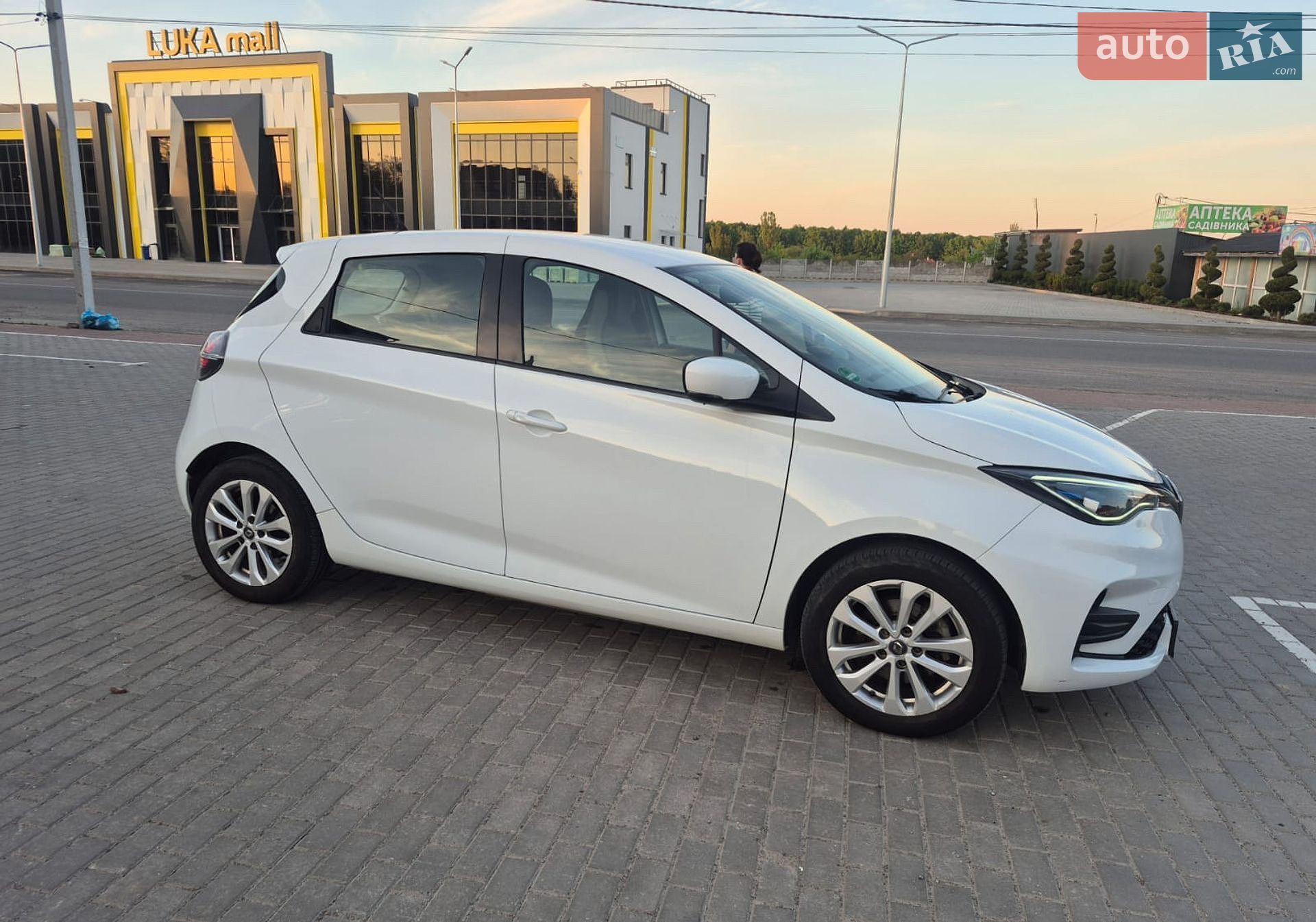 Renault Zoe 2021 VIN VF1AG000568617614 фото оголошення 2 з 27