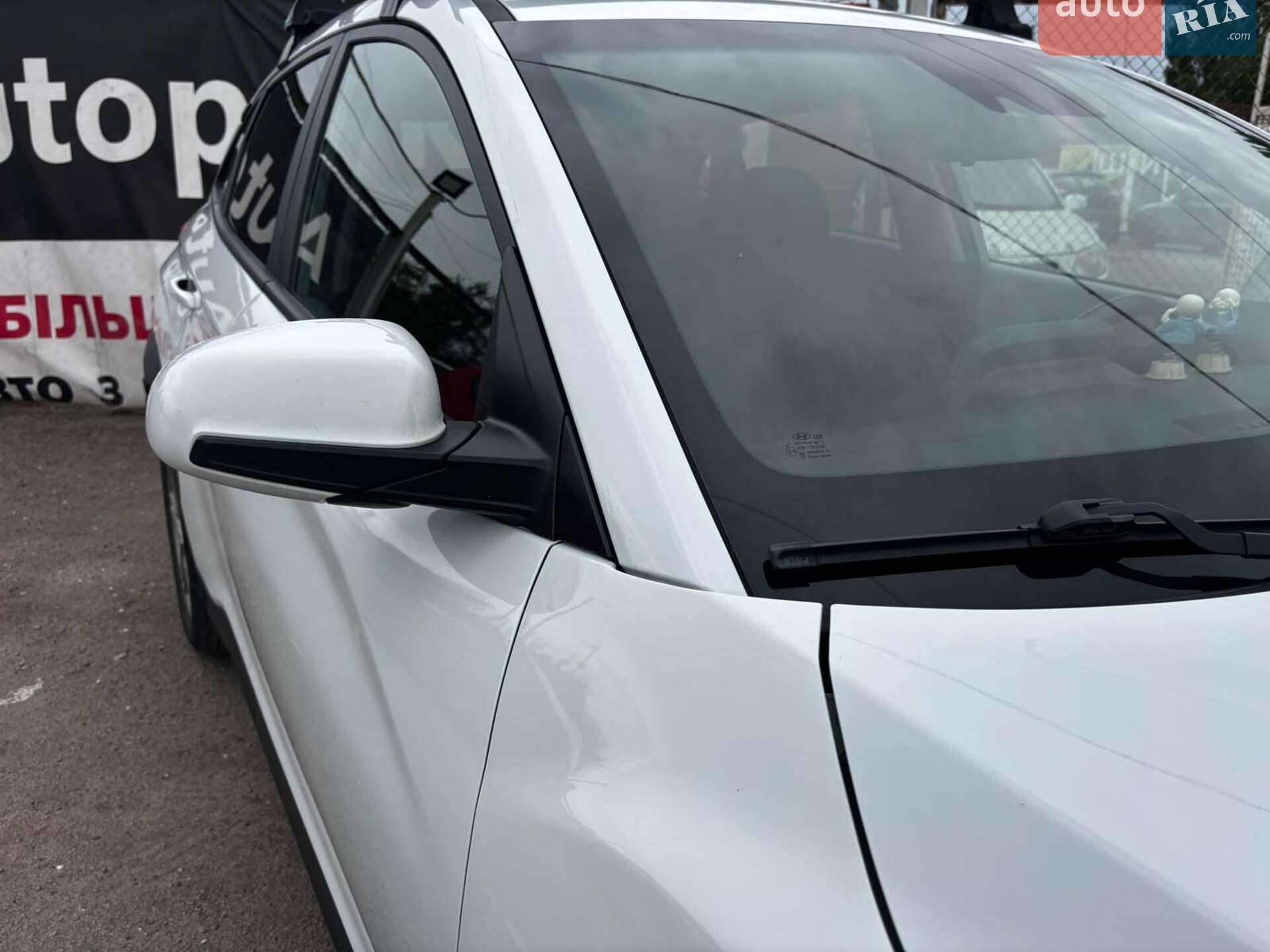 Hyundai Kona 2019 VIN KM8K12AA9KU324130 фото оголошення 10 з 26