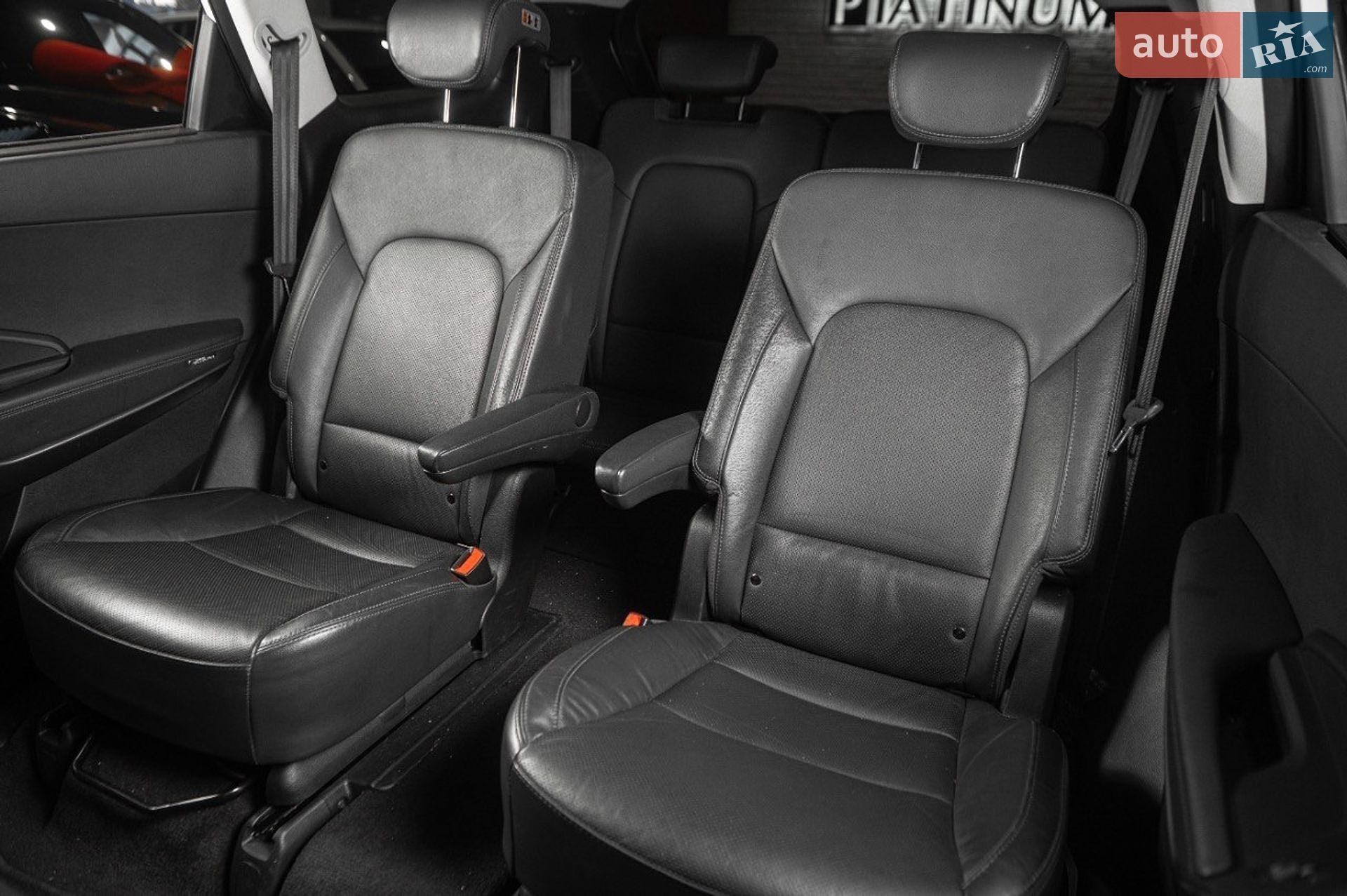 HYUNDAI GRAND SANTA FE 2015 VIN KMHSR81XDGU145698 фото оголошення 33 з 66