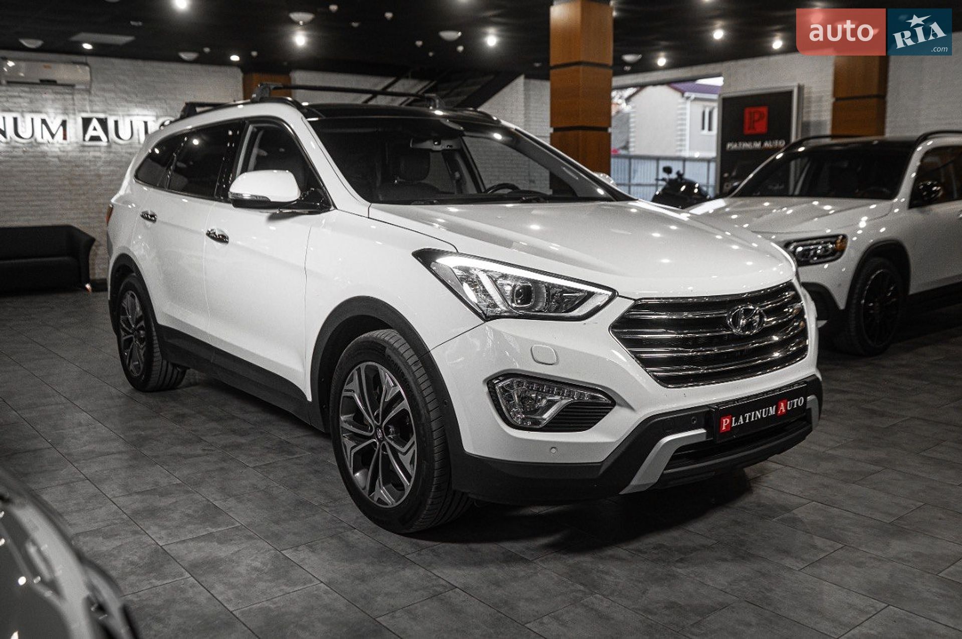 HYUNDAI GRAND SANTA FE 2015 VIN KMHSR81XDGU145698 фото оголошення 5 з 66