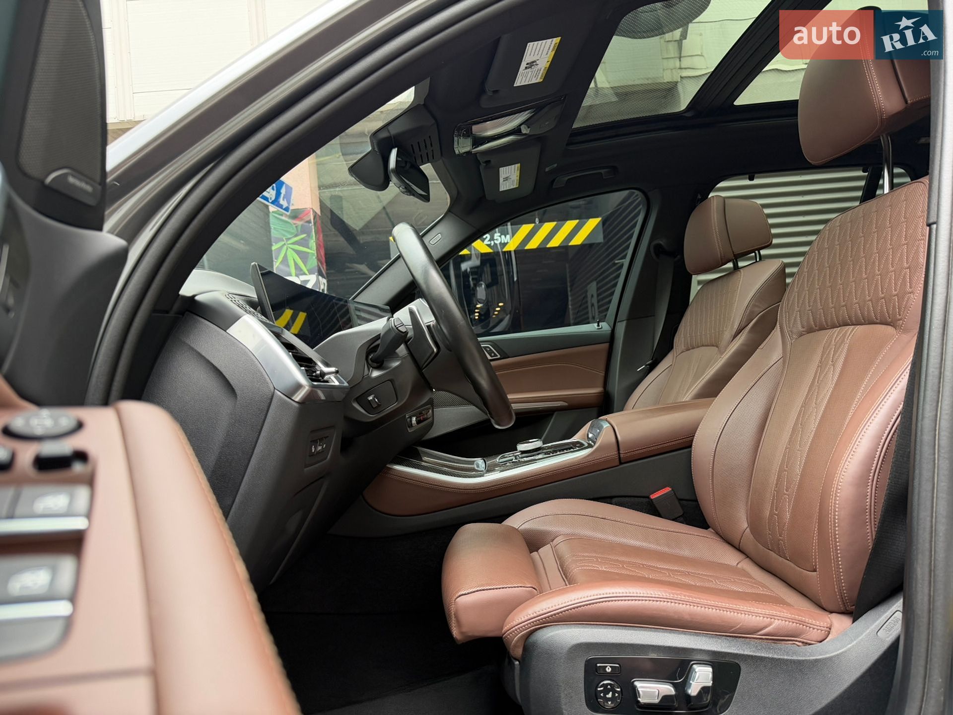 BMW X5 2023 VIN 5UX33EU09R9U20262 фото оголошення 14 з 28