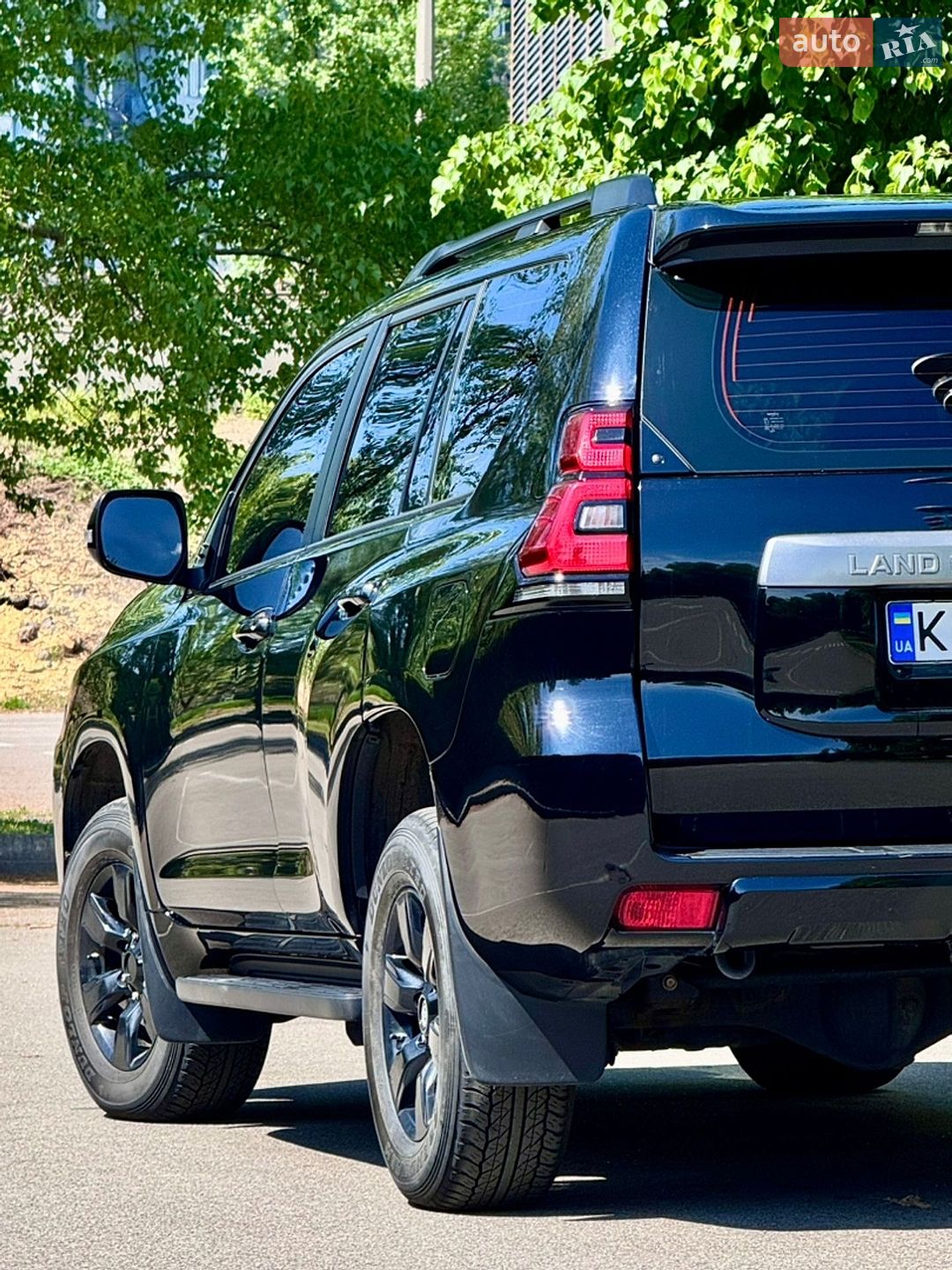 Toyota Land Cruiser Prado 2020 VIN JTEBR3FJX0K162007 фото оголошення 28 з 58