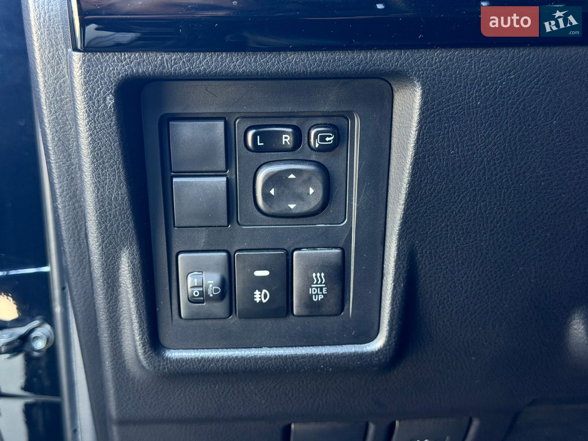 Toyota Land Cruiser Prado 2020 VIN JTEBR3FJX0K162007 фото оголошення 37 з 58
