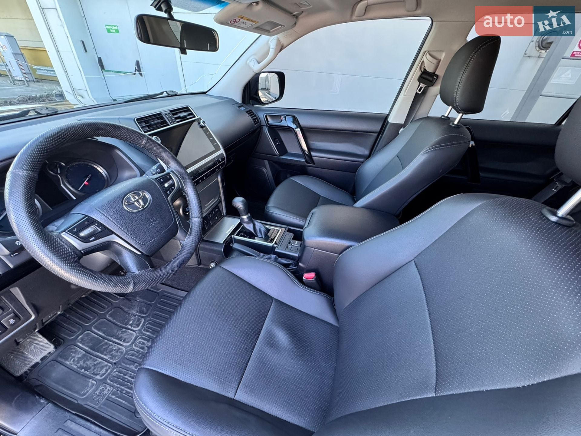 Toyota Land Cruiser Prado 2020 VIN JTEBR3FJX0K162007 фото оголошення 39 з 58