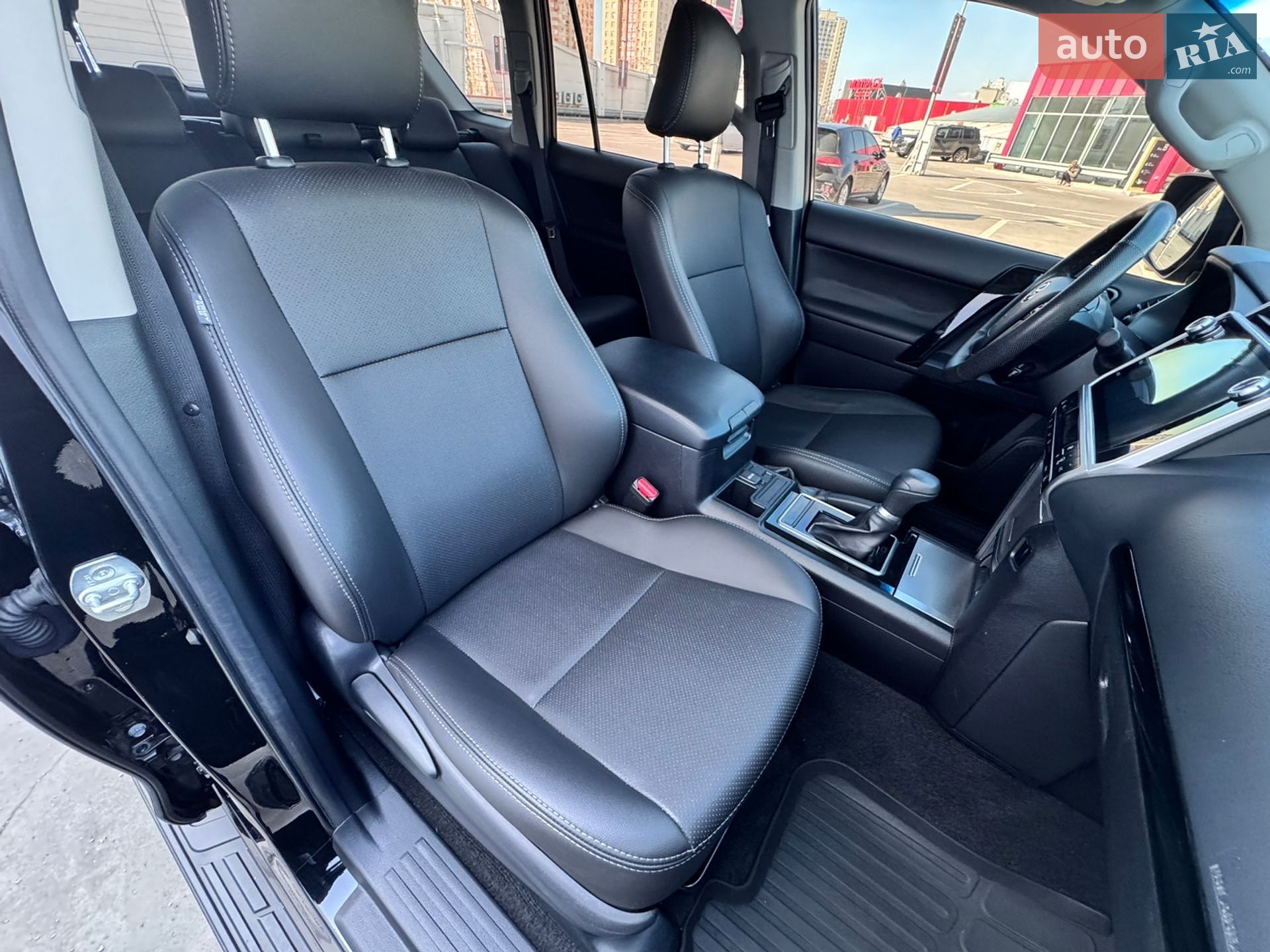 Toyota Land Cruiser Prado 2020 VIN JTEBR3FJX0K162007 фото оголошення 55 з 58