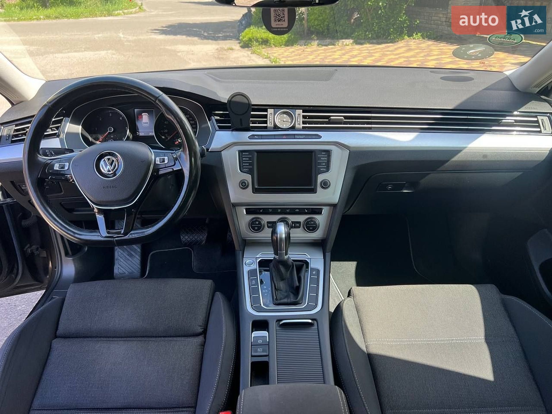 Volkswagen Passat 2017 VIN WVWZZZ3CZHE077258 фото оголошення 21 з 24