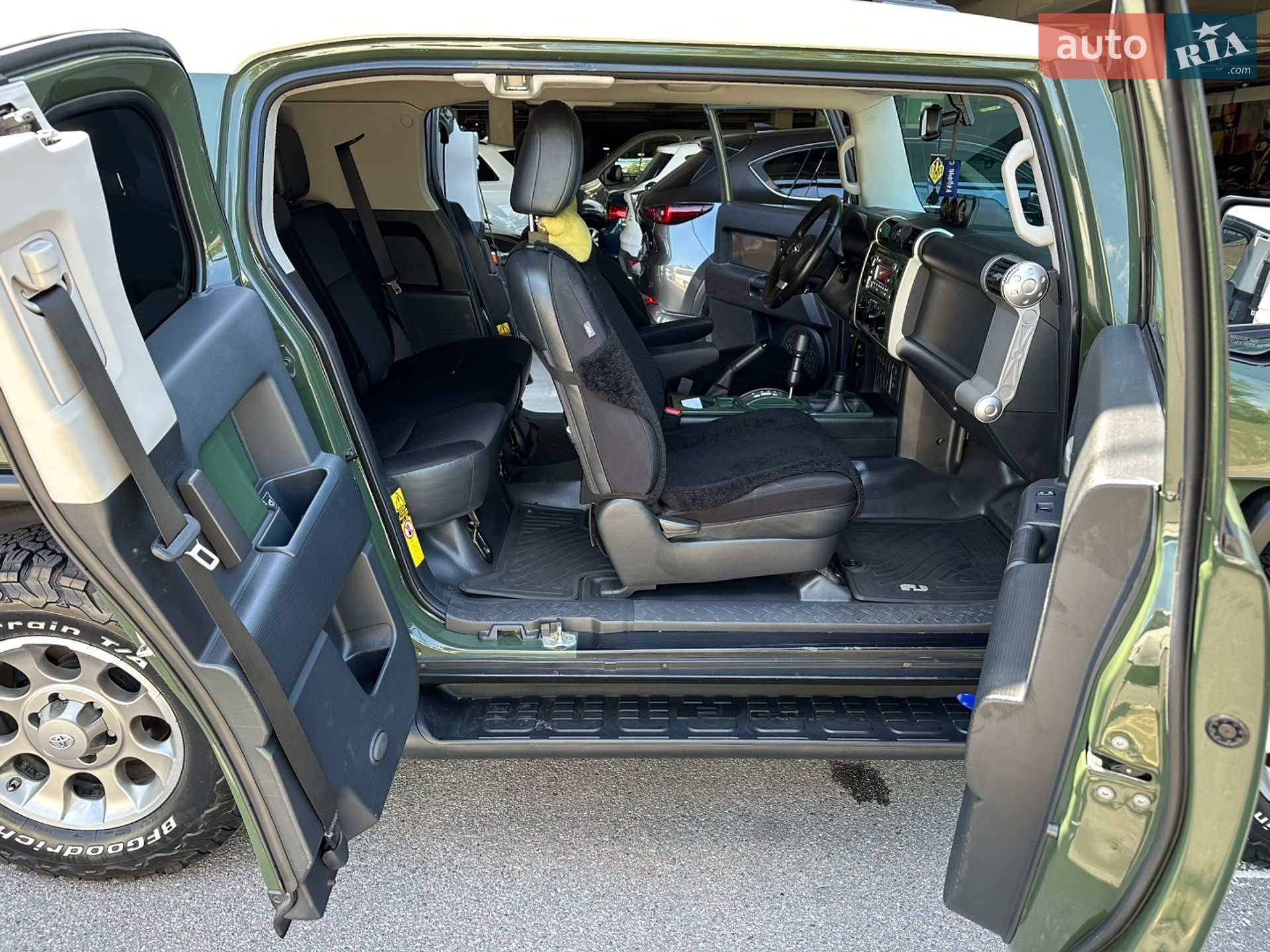 Toyota FJ Cruiser 2012 VIN JTEBU4BF9CK143264 фото оголошення 23 з 40