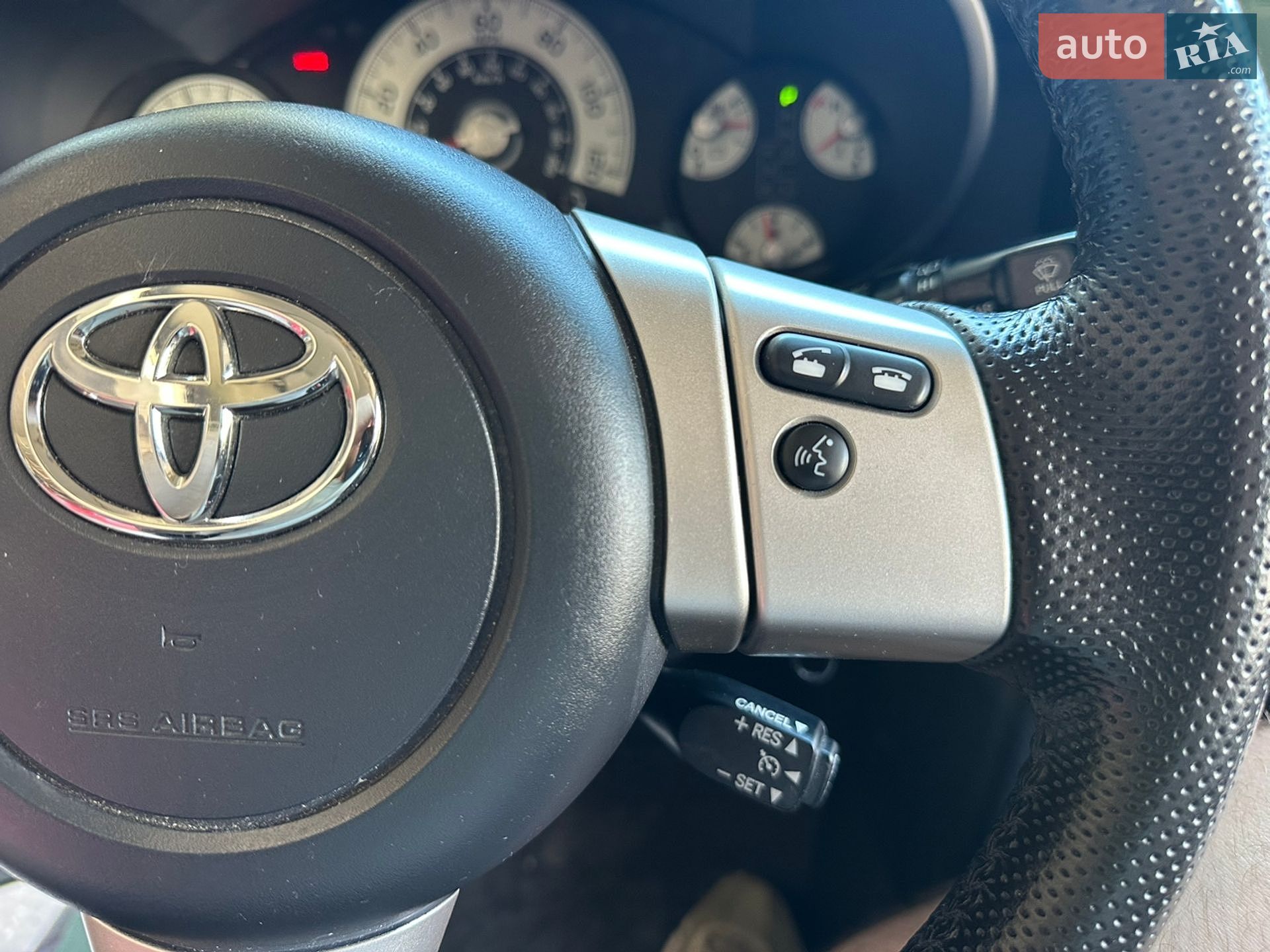 Toyota FJ Cruiser 2012 VIN JTEBU4BF9CK143264 фото оголошення 33 з 40