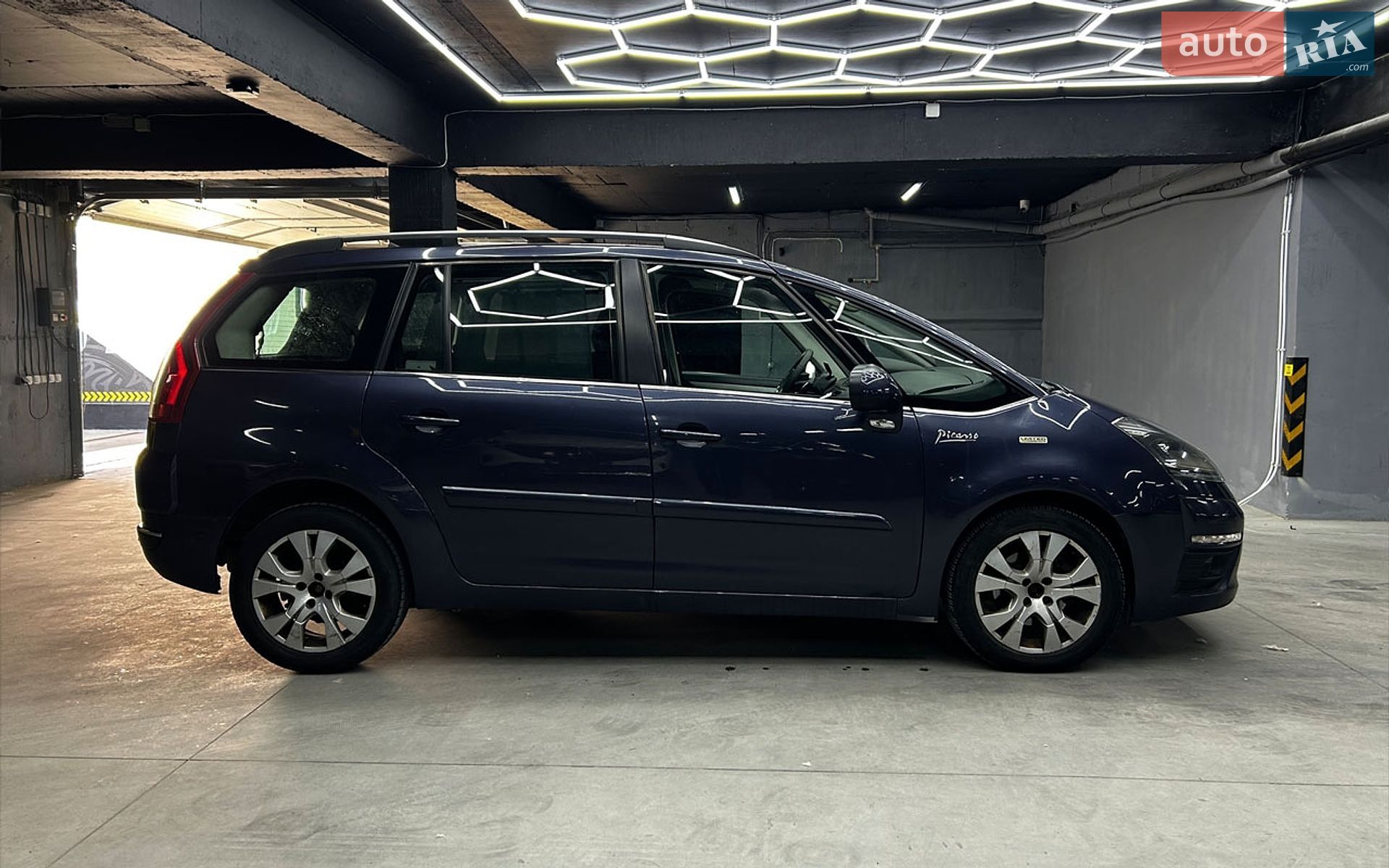 Citroen C4 Picasso 2011 VIN VF7UARHB8BJ688560 фото оголошення 10 з 20
